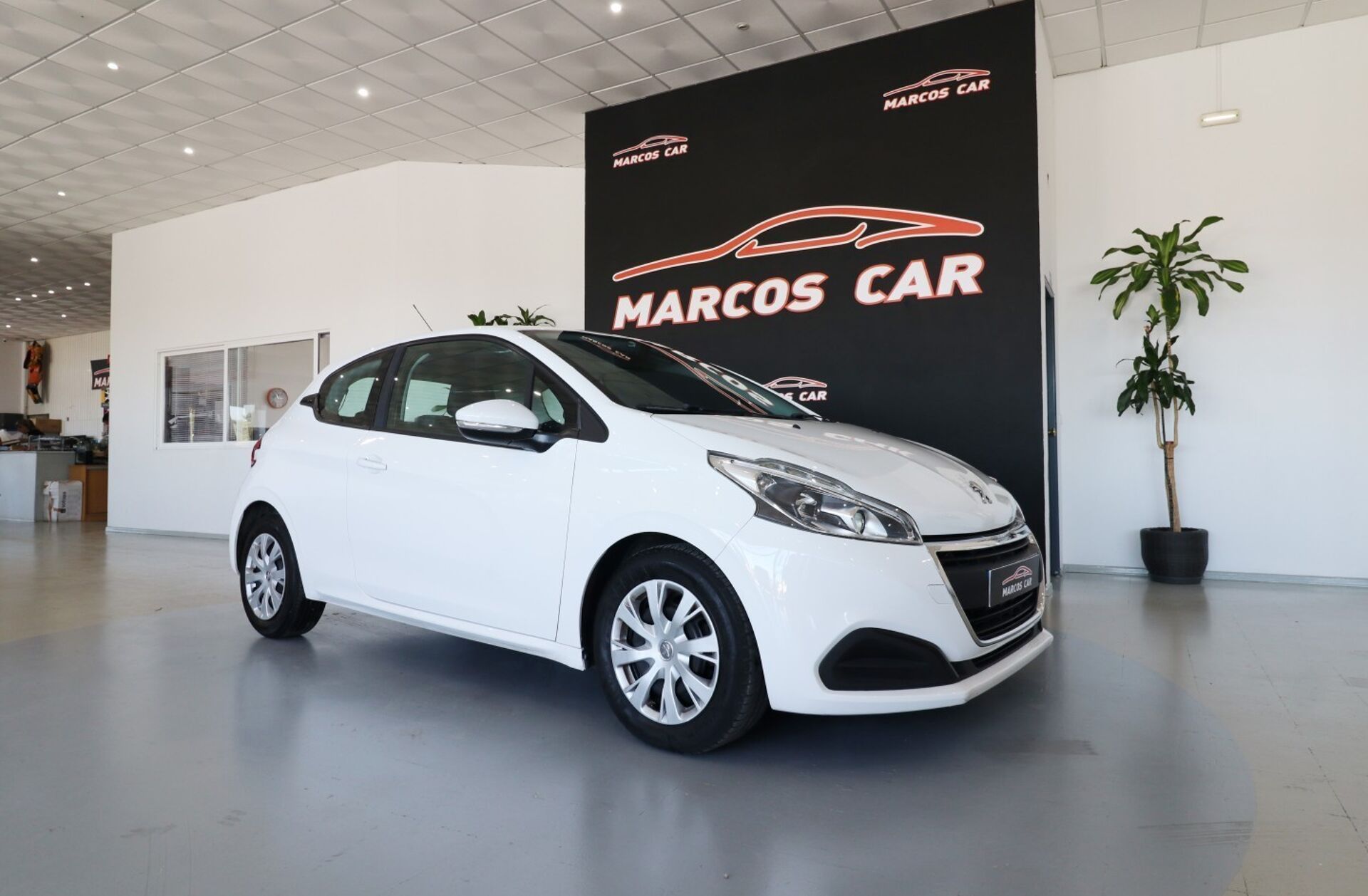 PEUGEOT 208 1.6 BlueHDi Active