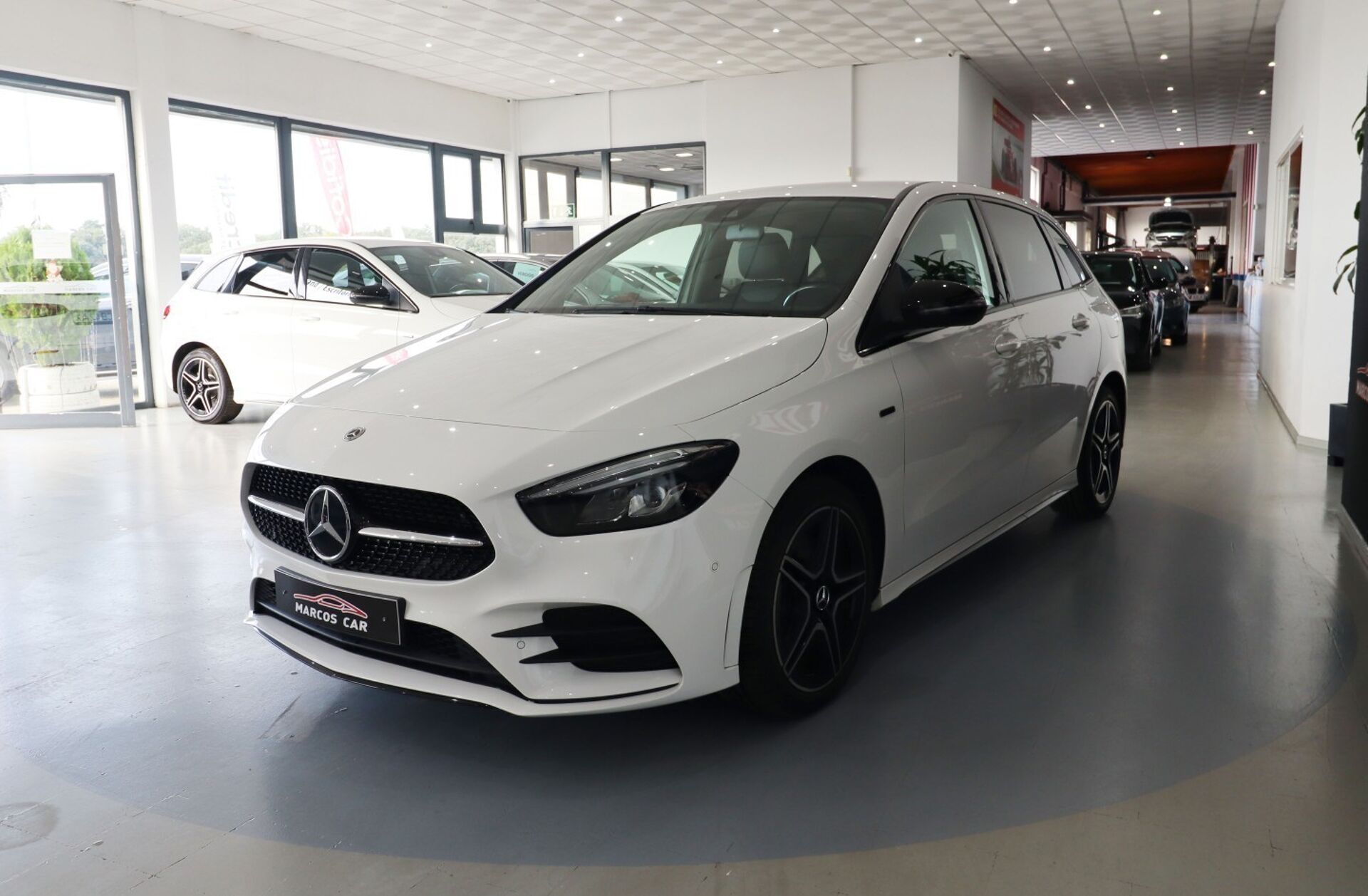 MERCEDES Classe B B 250 e AMG Line