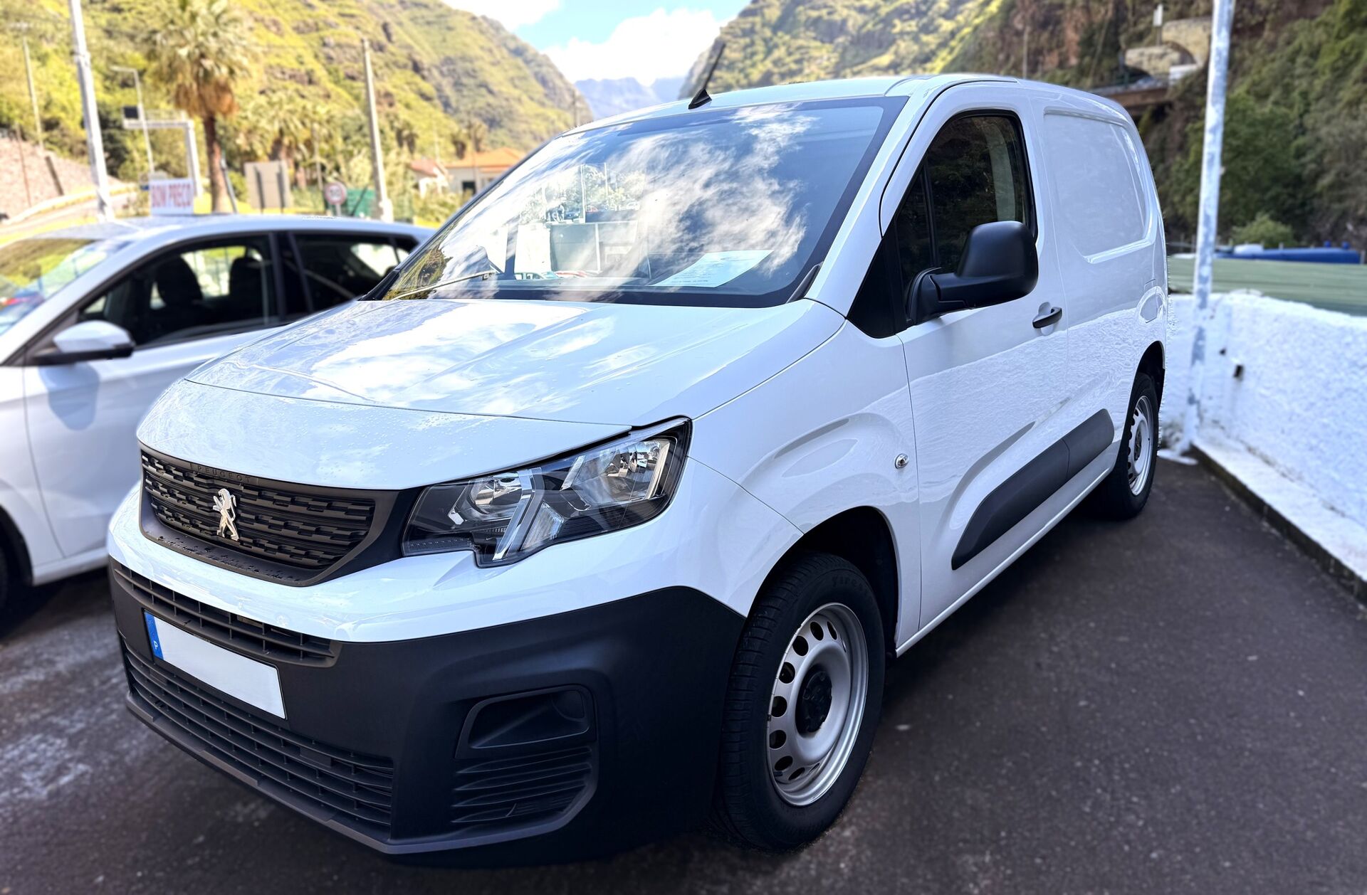 PEUGEOT Partner 1.5 BlueHDi Standard