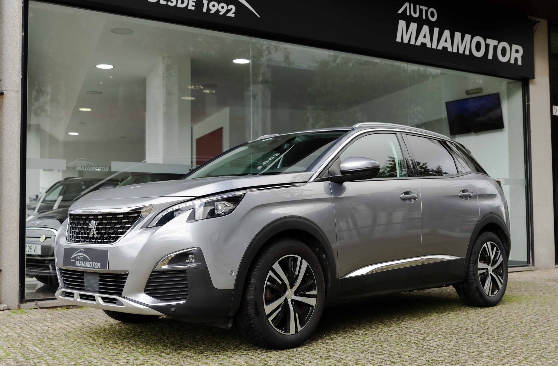 PEUGEOT 3008 1.2 PureTech Allure EAT8