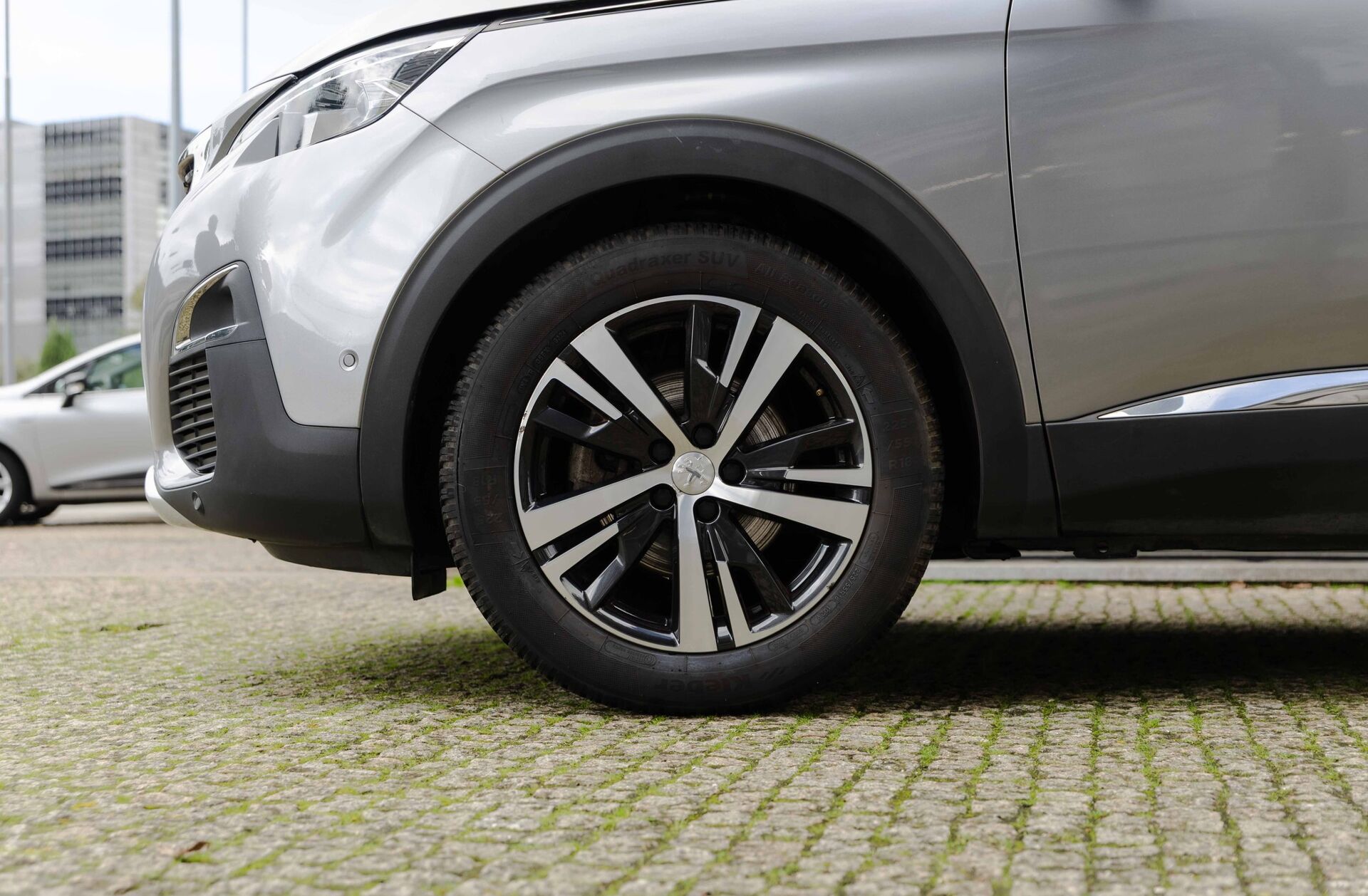 PEUGEOT 3008 1.2 PureTech Allure EAT8