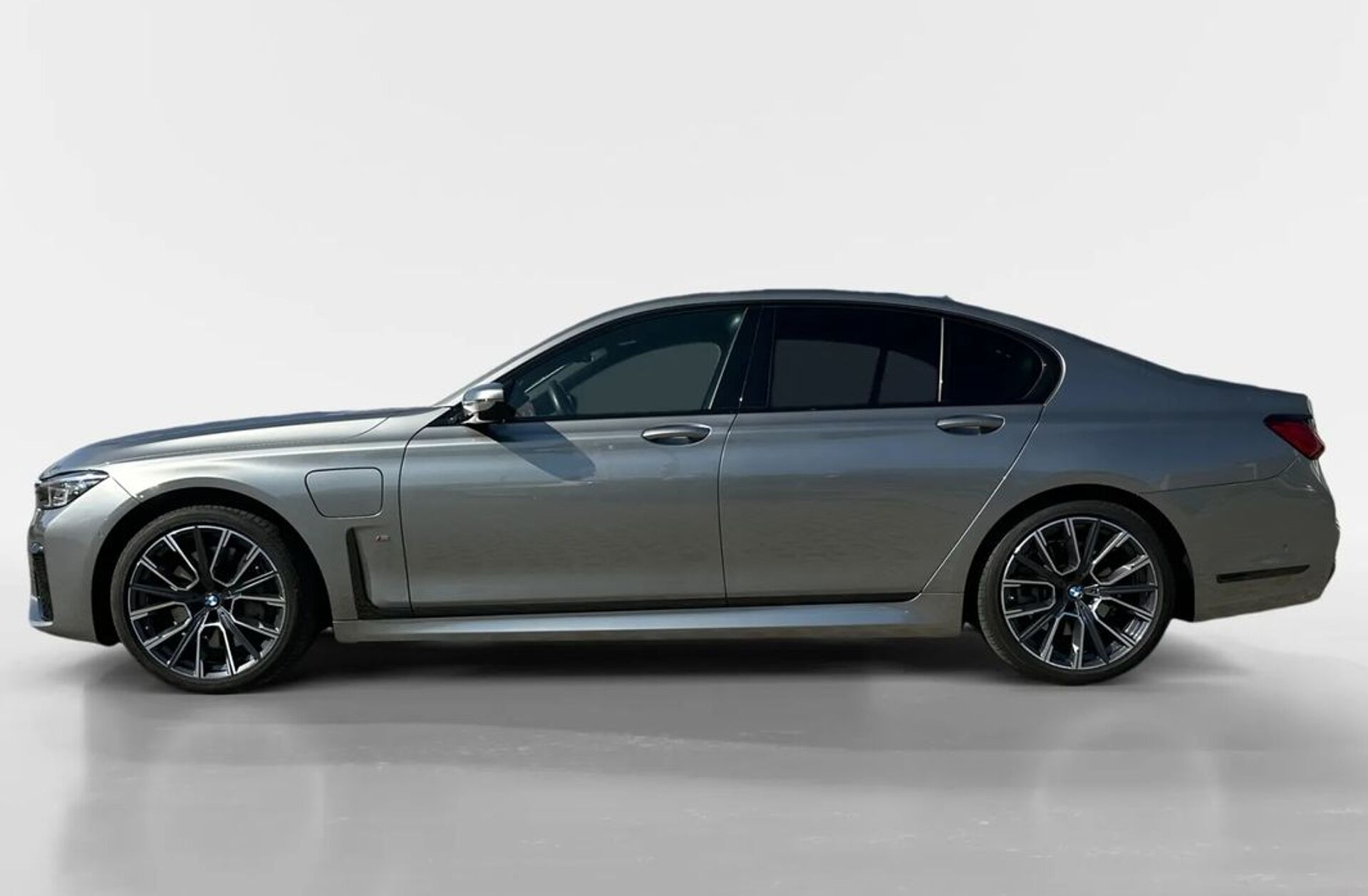 BMW Serie-7 745 e iPerformance Pack M Auto