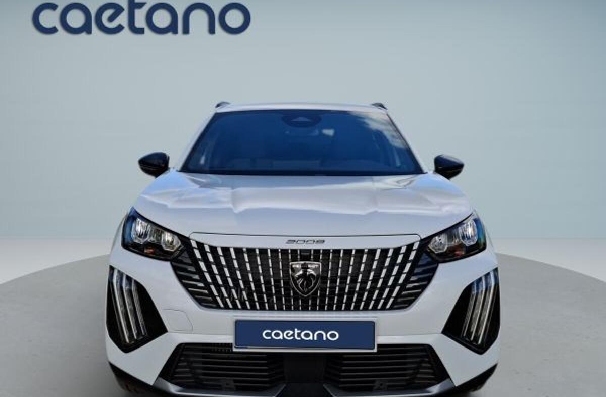 PEUGEOT 2008 1.2 Allure