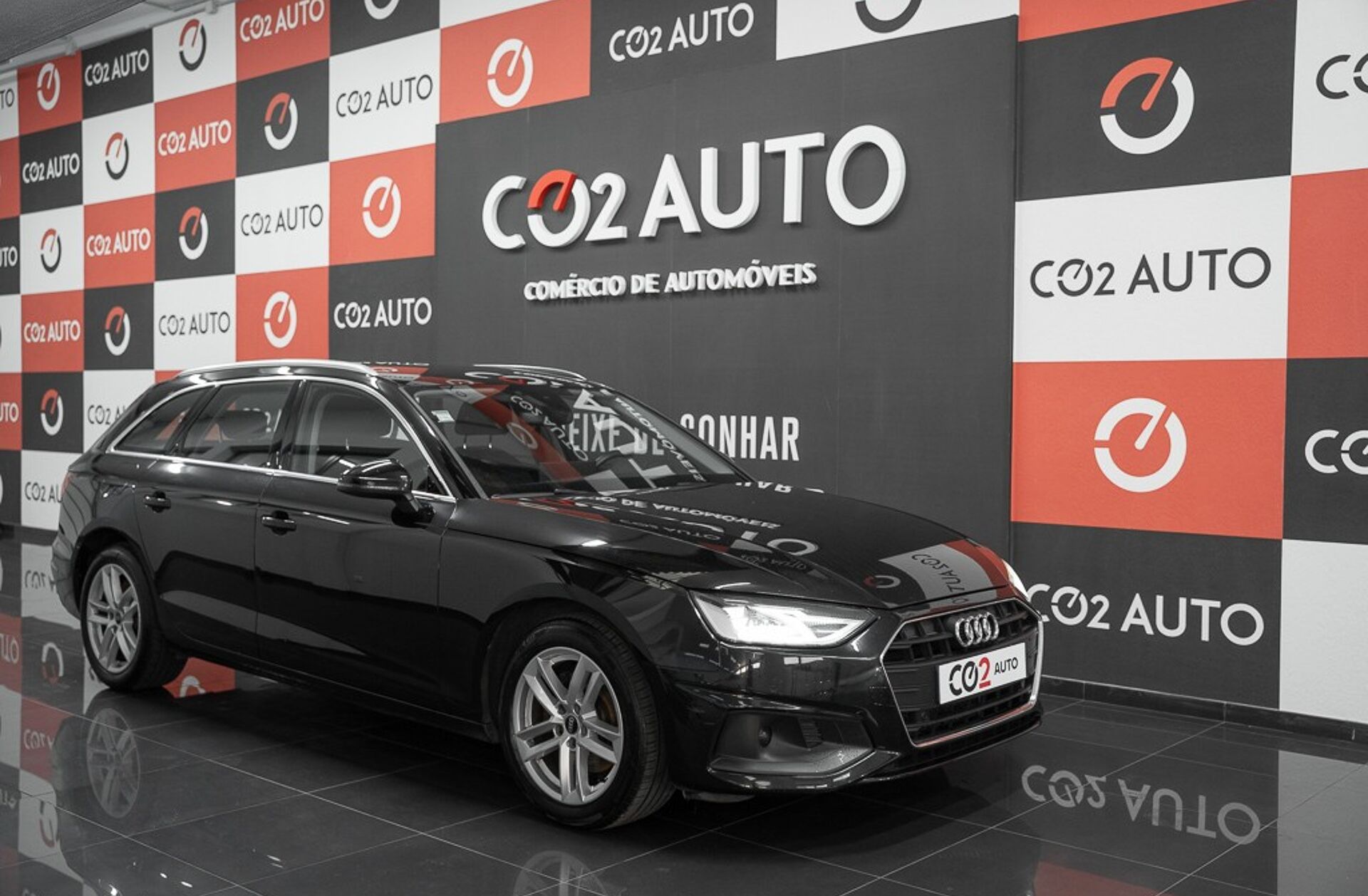 AUDI A4 30 TDI Advanced S tronic