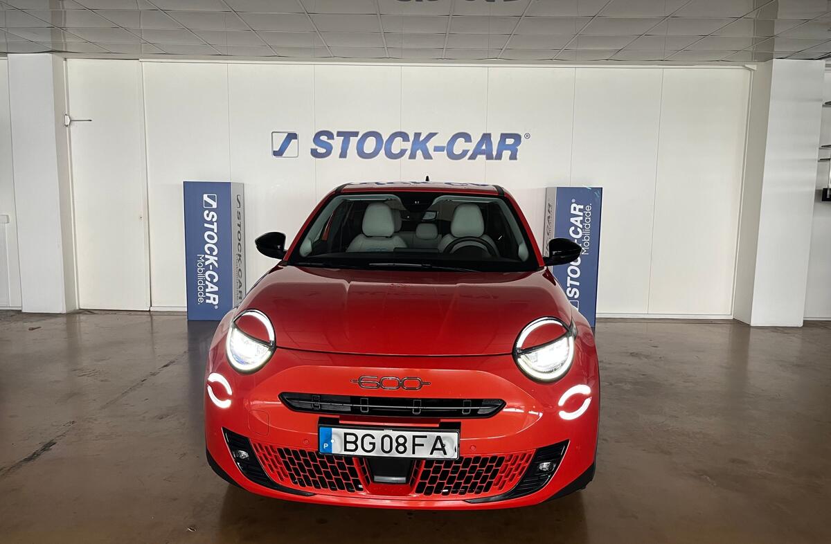 FIAT 600 e 54 kWh La Prima