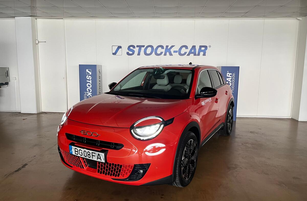 FIAT 600 e 54 kWh La Prima