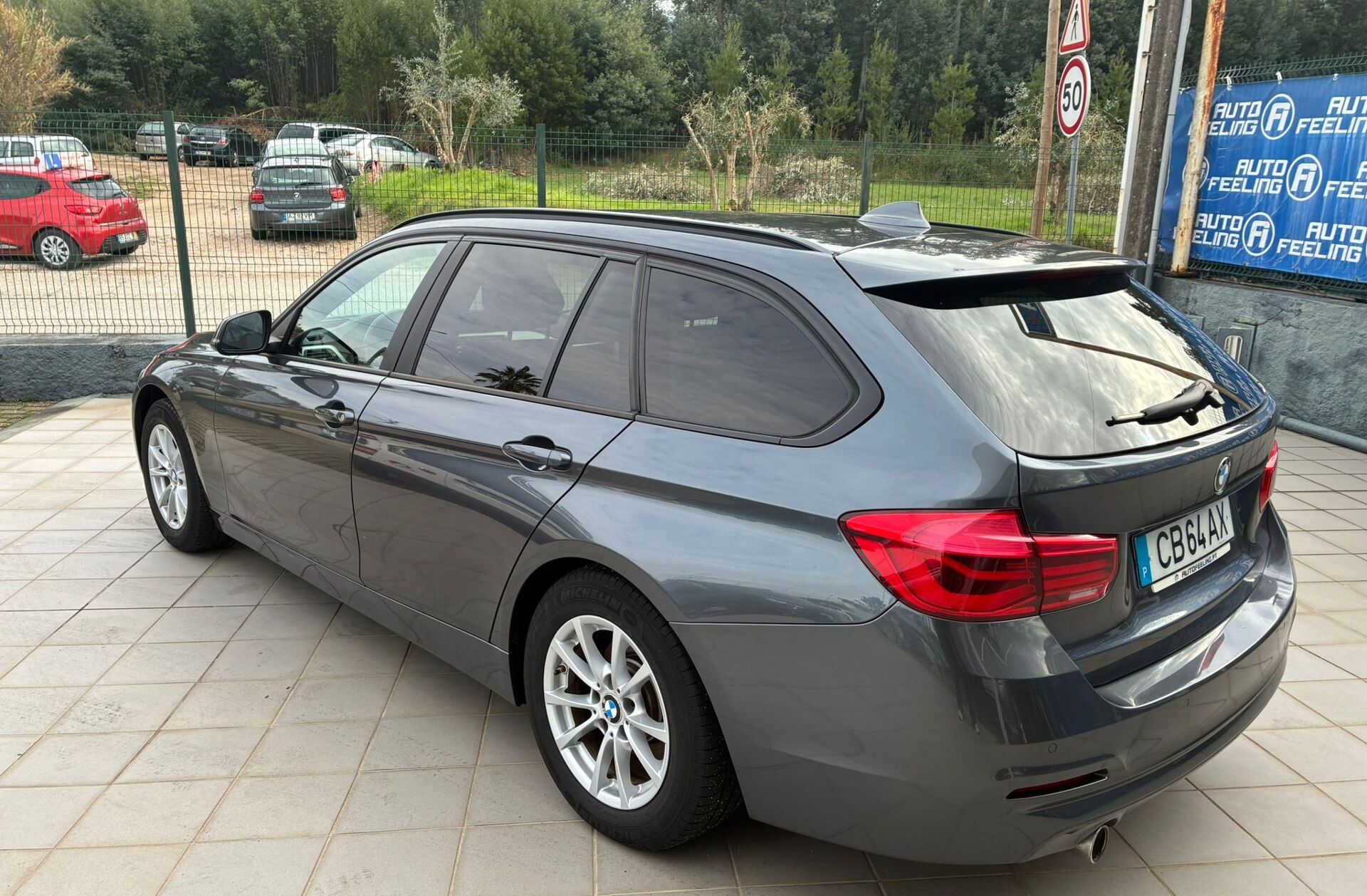 BMW Serie-3 318 d Touring Advantage