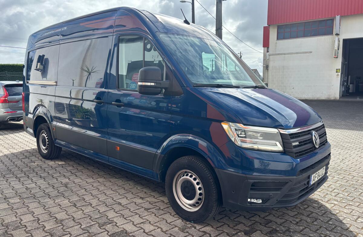 VOLKSWAGEN Crafter E- 35 Médio TA