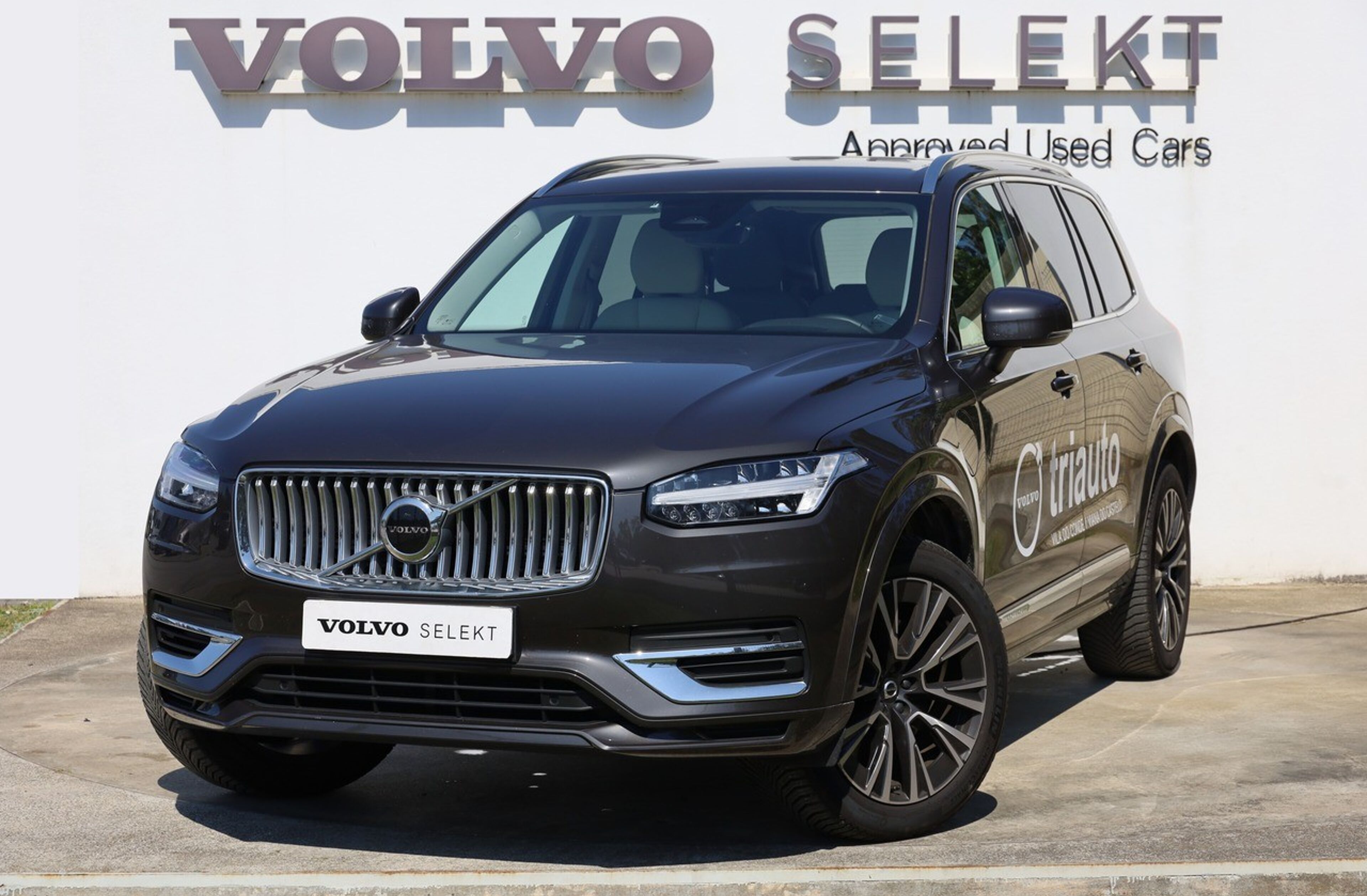 VOLVO XC90 2.0 T8 PHEV Core AWD