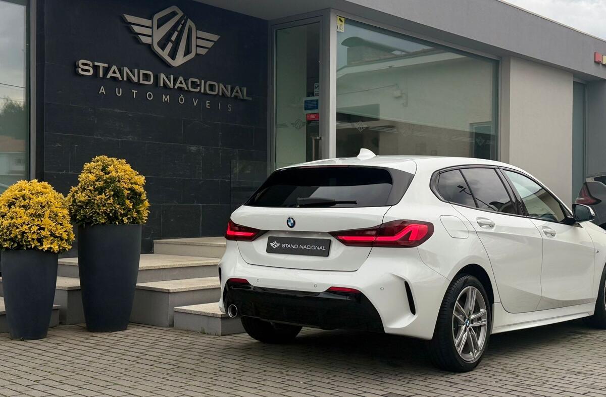 BMW Serie-1 116 d Pack Desportivo M Auto