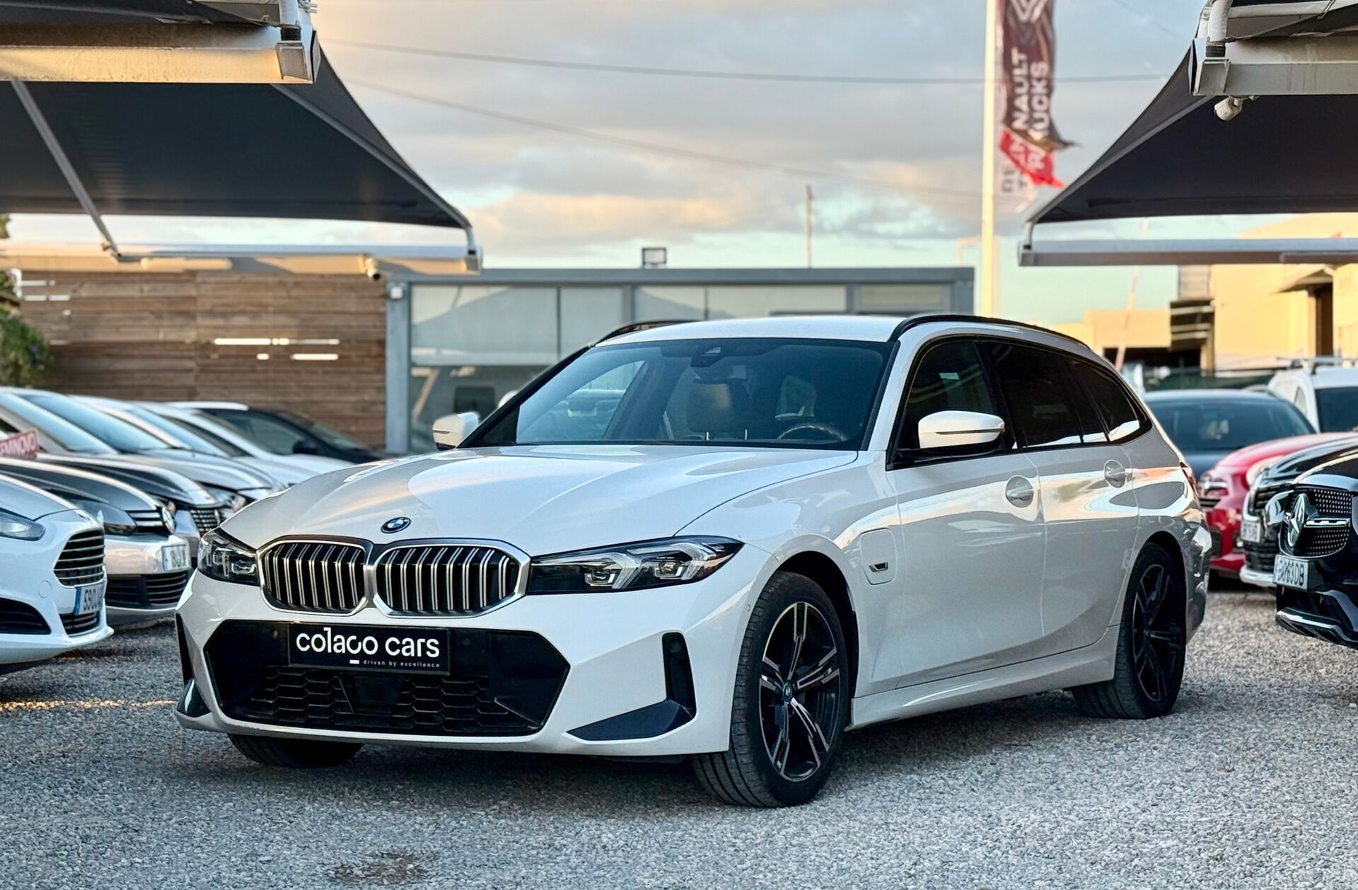 BMW Serie-3 320 e Touring Pack Desportivo M Auto