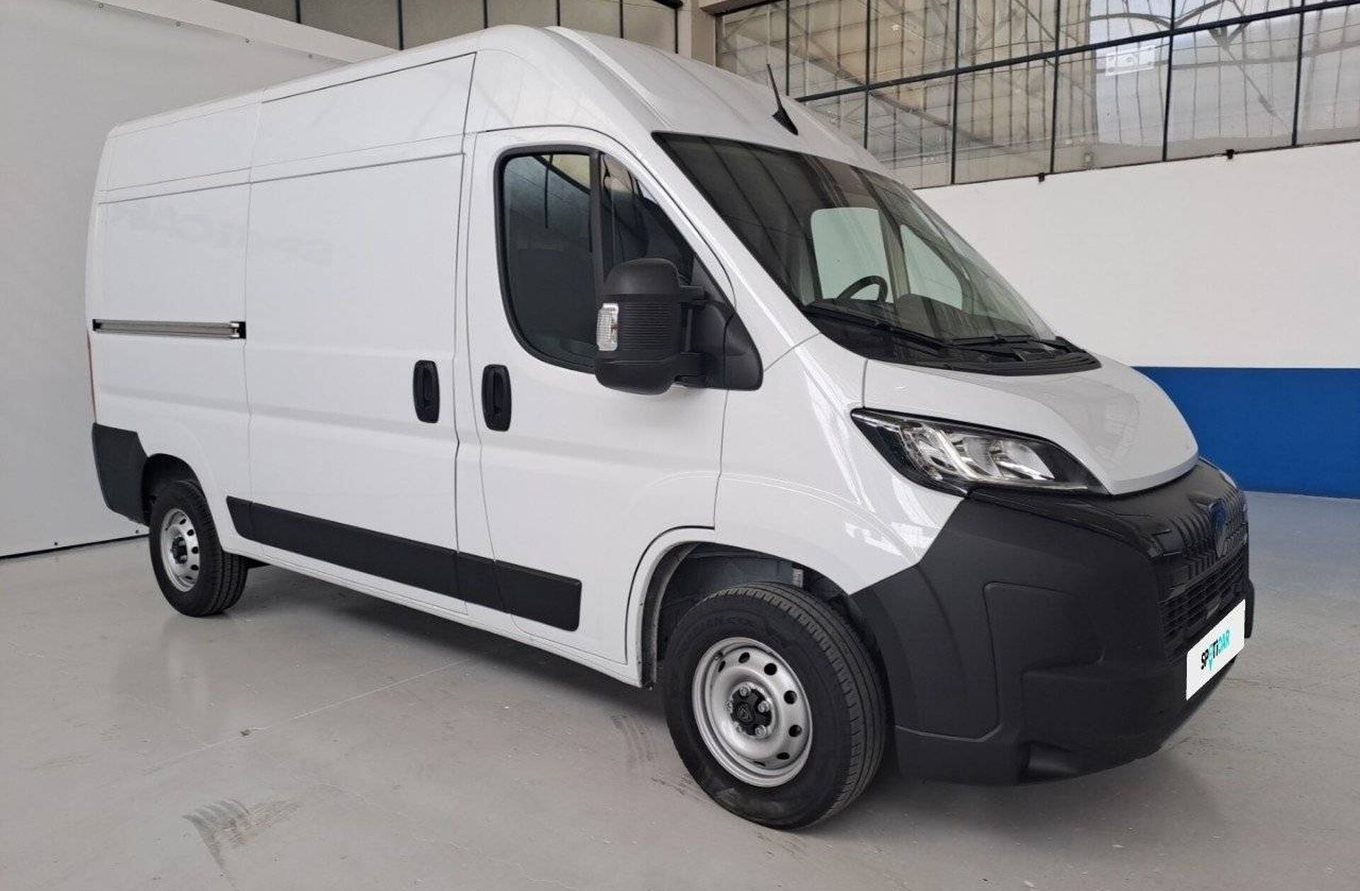 PEUGEOT Boxer 2.2 BlueHDi 335 L3 CD
