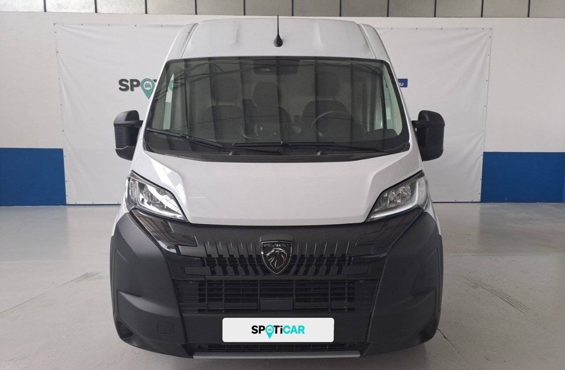 PEUGEOT Boxer 2.2 BlueHDi 335 L3 CD