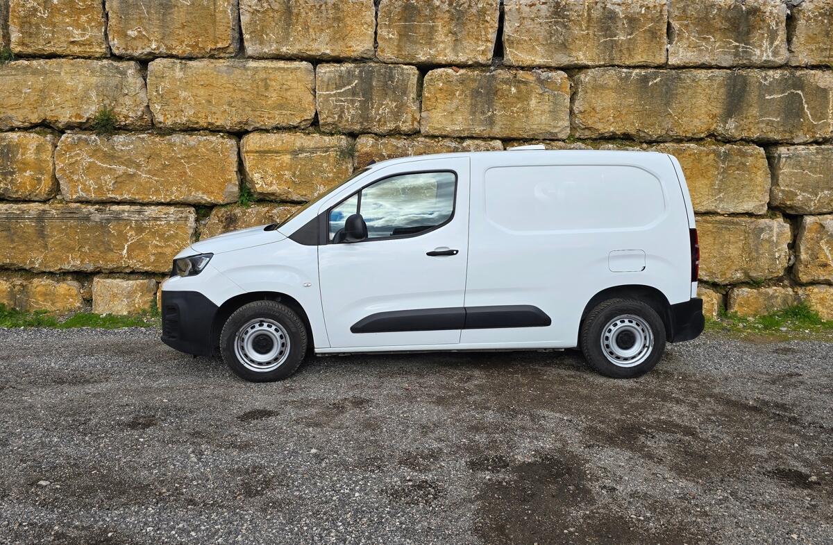 PEUGEOT Partner 1.5 BlueHDi Premium Longa