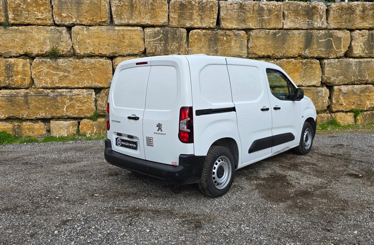 PEUGEOT Partner 1.5 BlueHDi Premium Longa