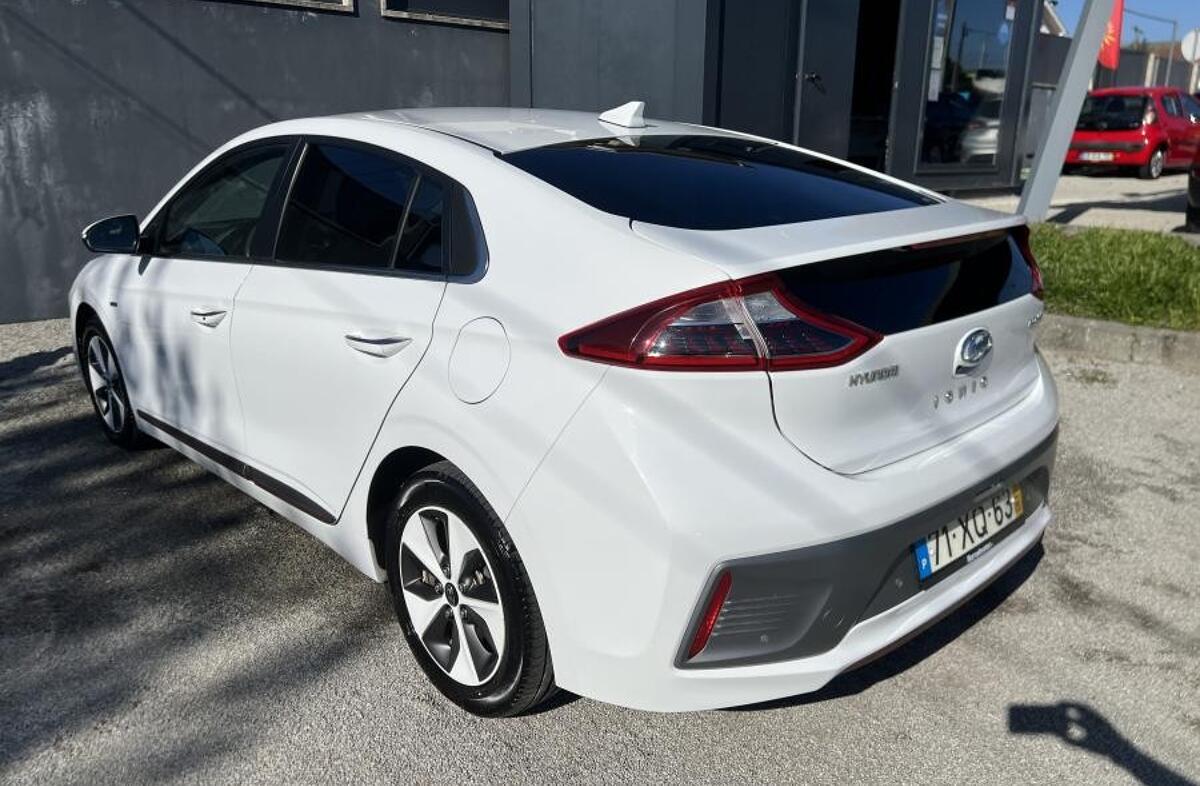 HYUNDAI Ioniq EV 28kWh Eletric Tech