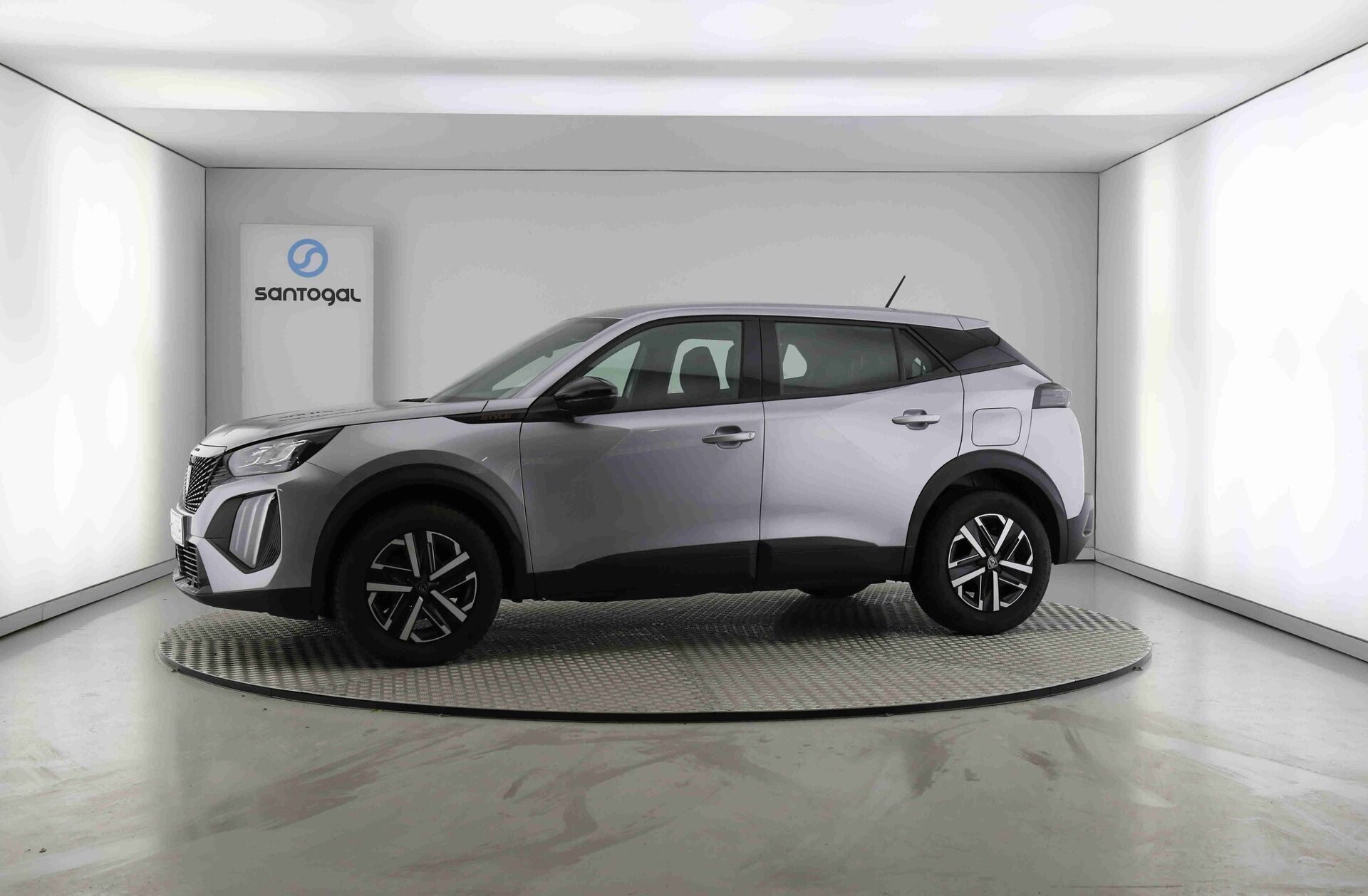 PEUGEOT 2008 1.2 PureTech Style