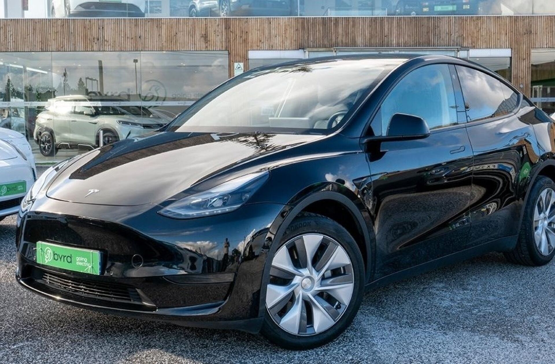 TESLA Model Y Long Range Tração Integral