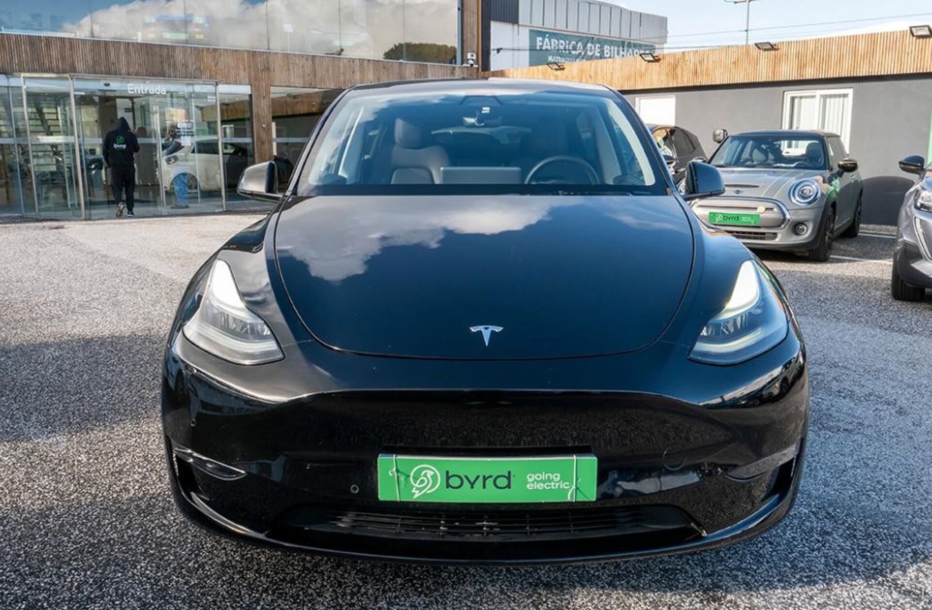 TESLA Model Y Long Range Tração Integral