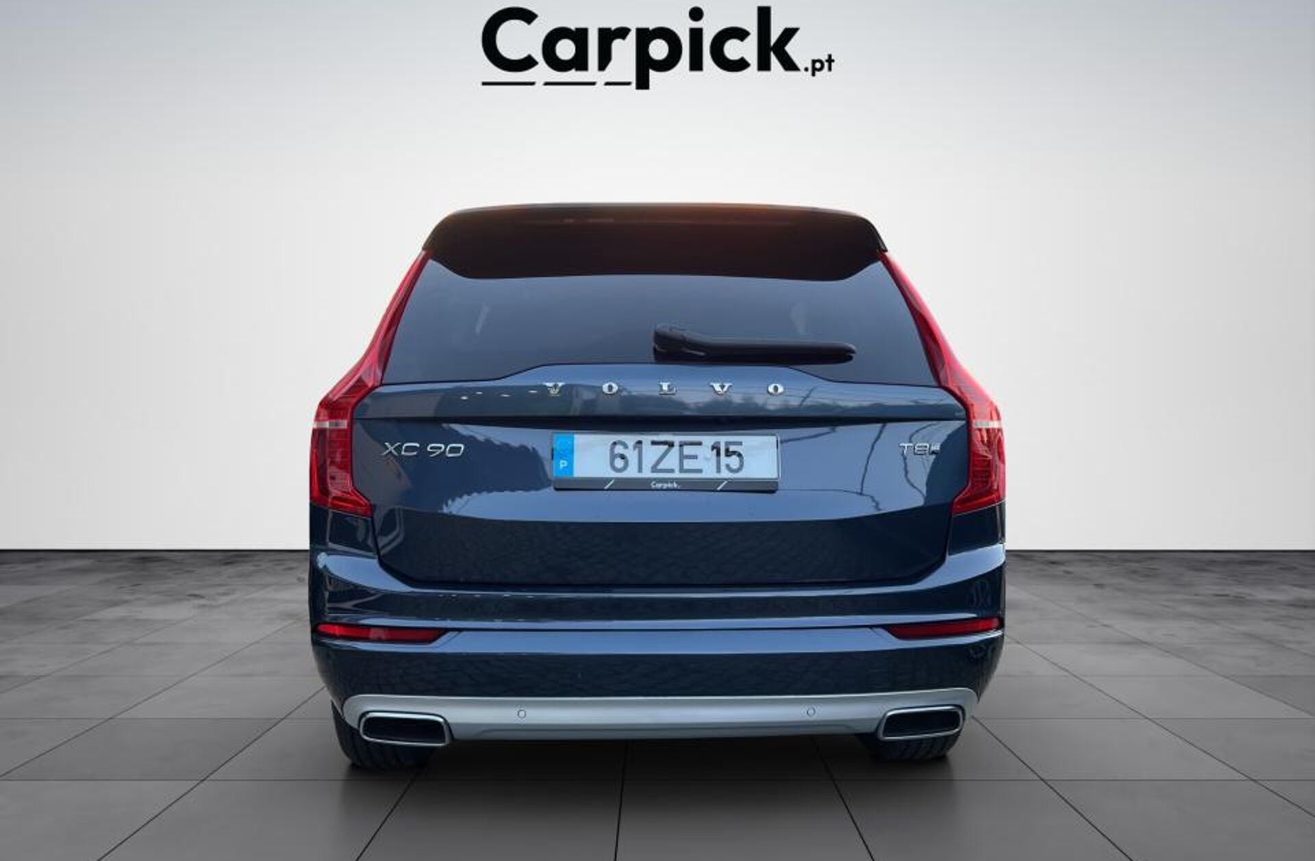 VOLVO XC90 2.0 T8 PHEV Momentum AWD