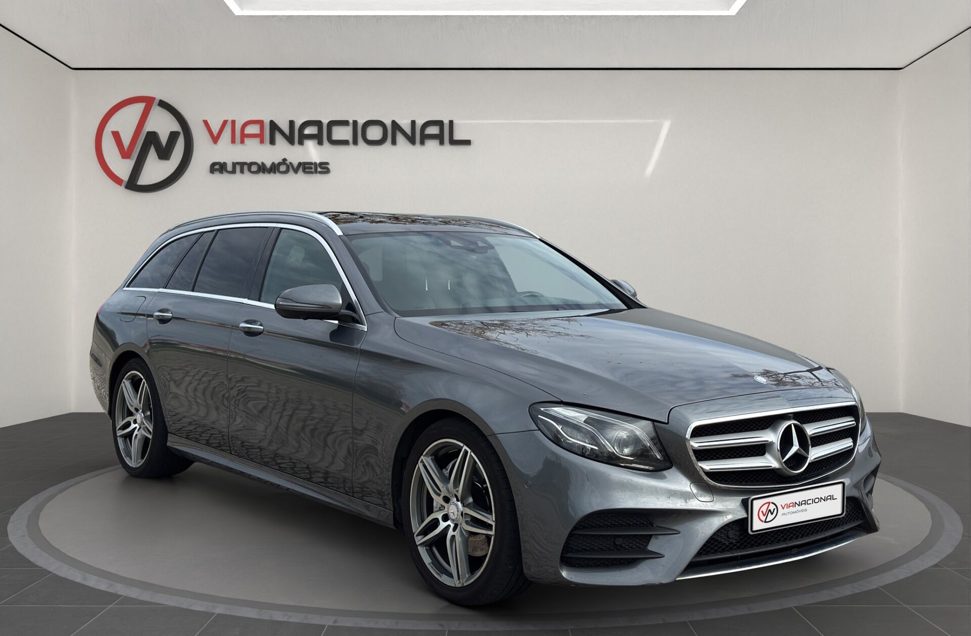 MERCEDES Classe E E 220 d AMG