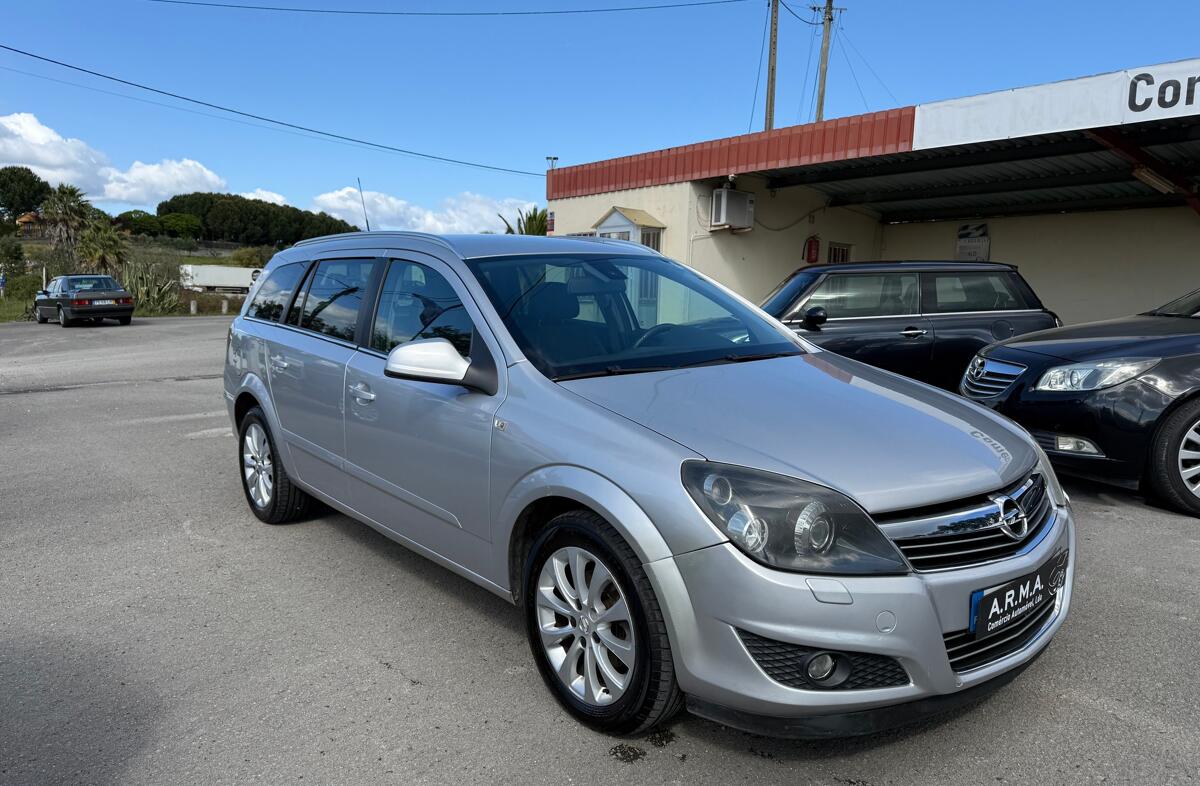 OPEL Astra H Astra Caravan 1.7 CDTi Cosmo Plus ecoFlex