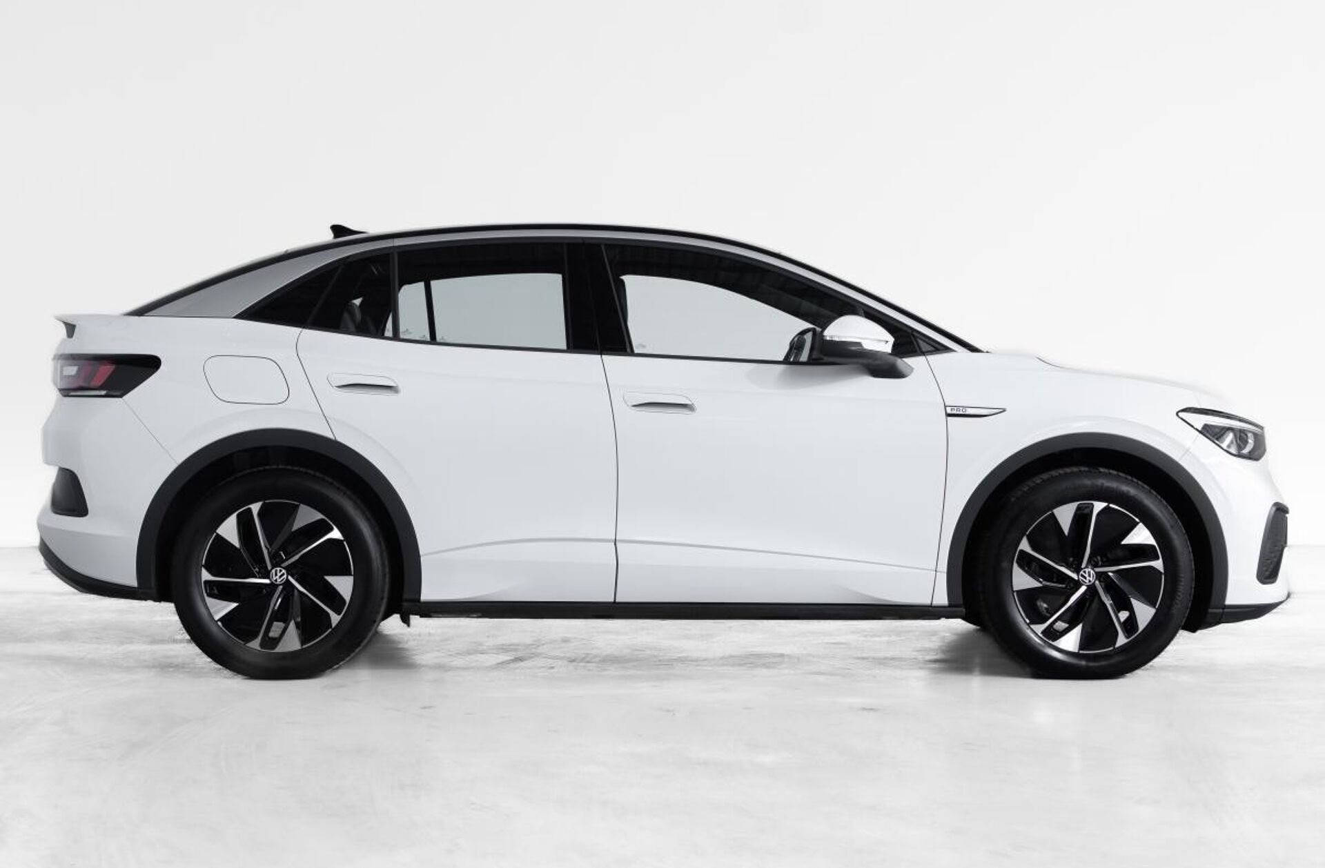 VOLKSWAGEN ID.5 77 kWh Pro