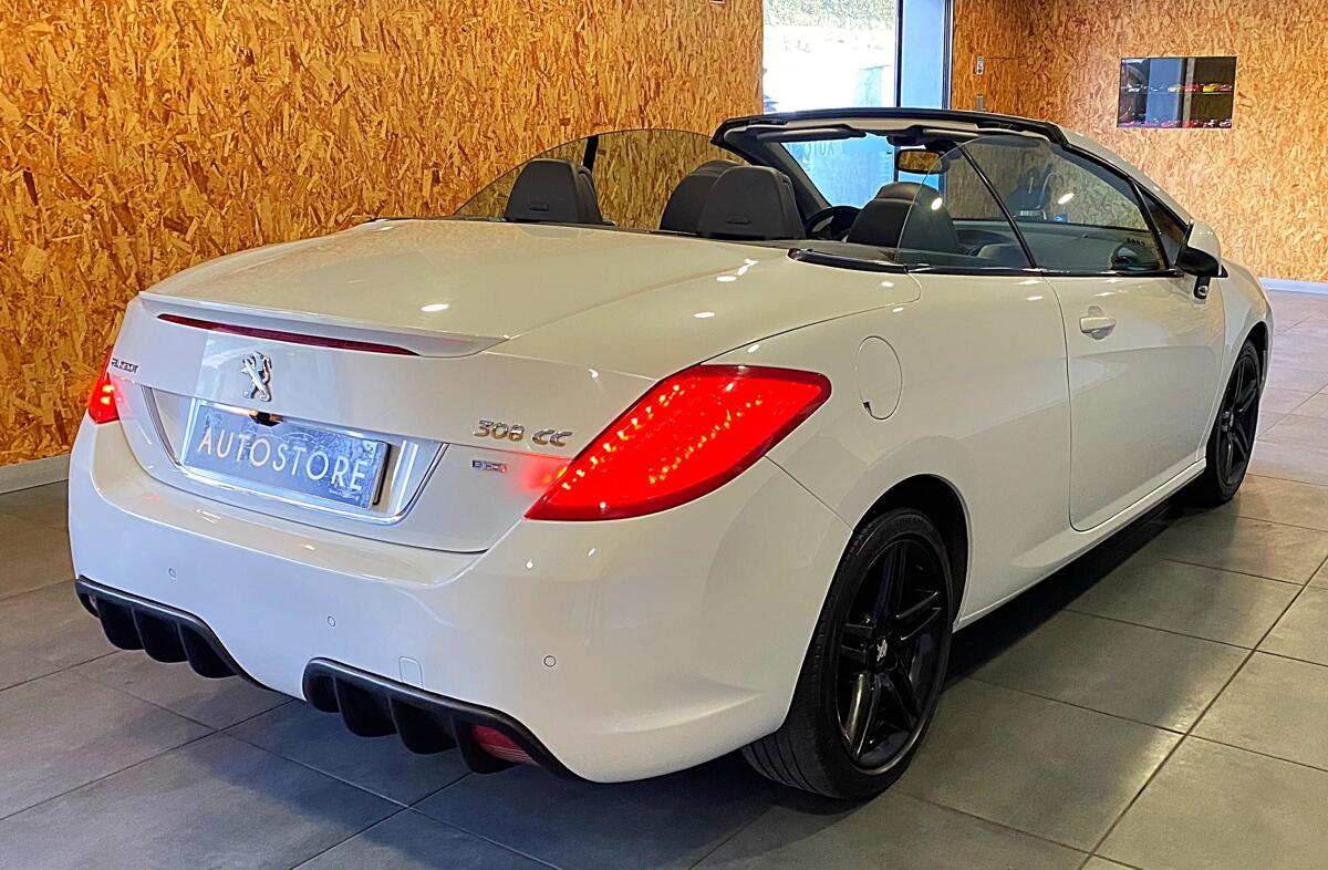 PEUGEOT 308 CC 1.6 HDi Sport
