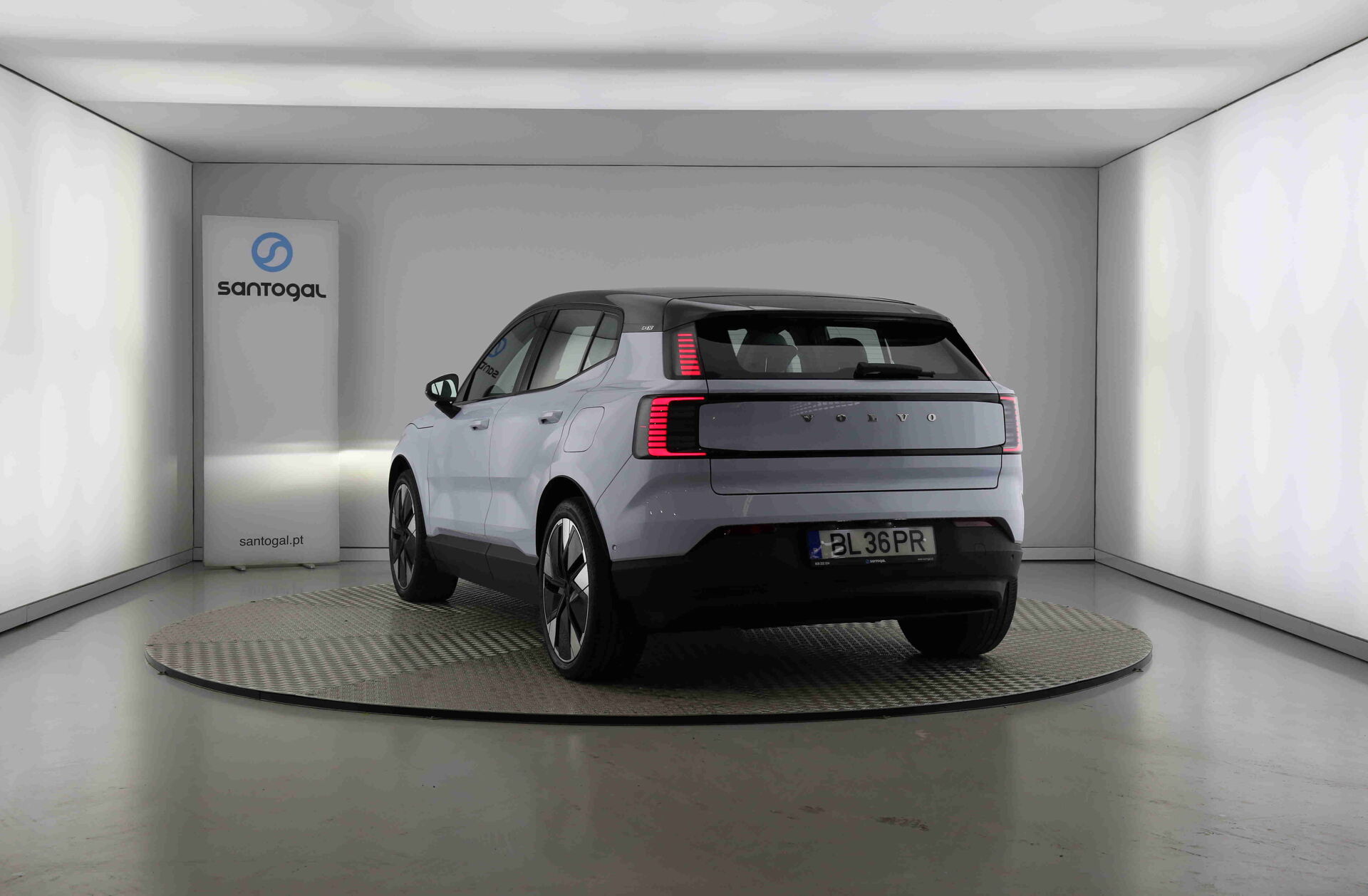 VOLVO EX30 69 kWh Twin Motor Ultra