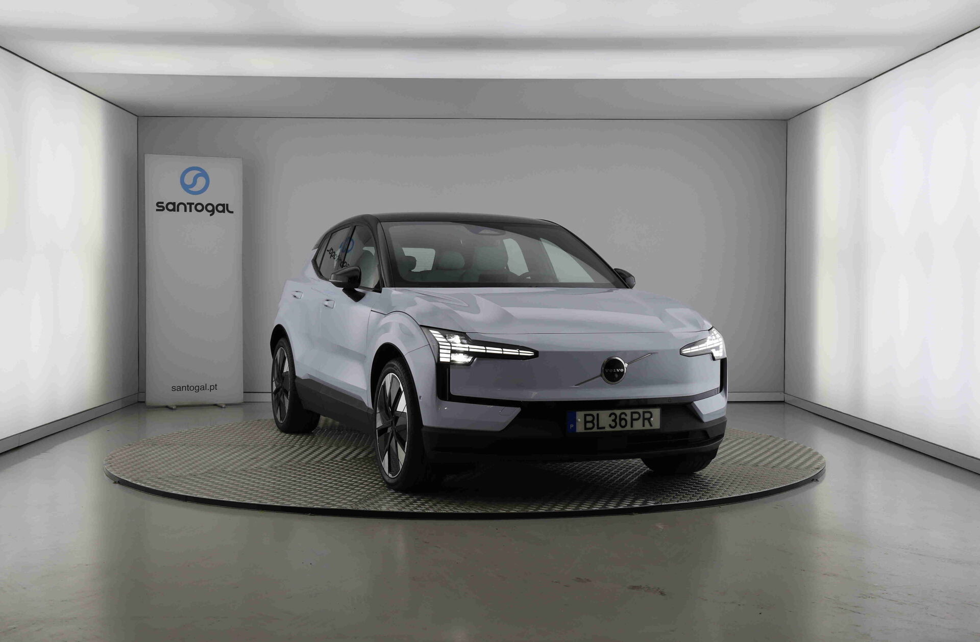 VOLVO EX30 69 kWh Twin Motor Ultra