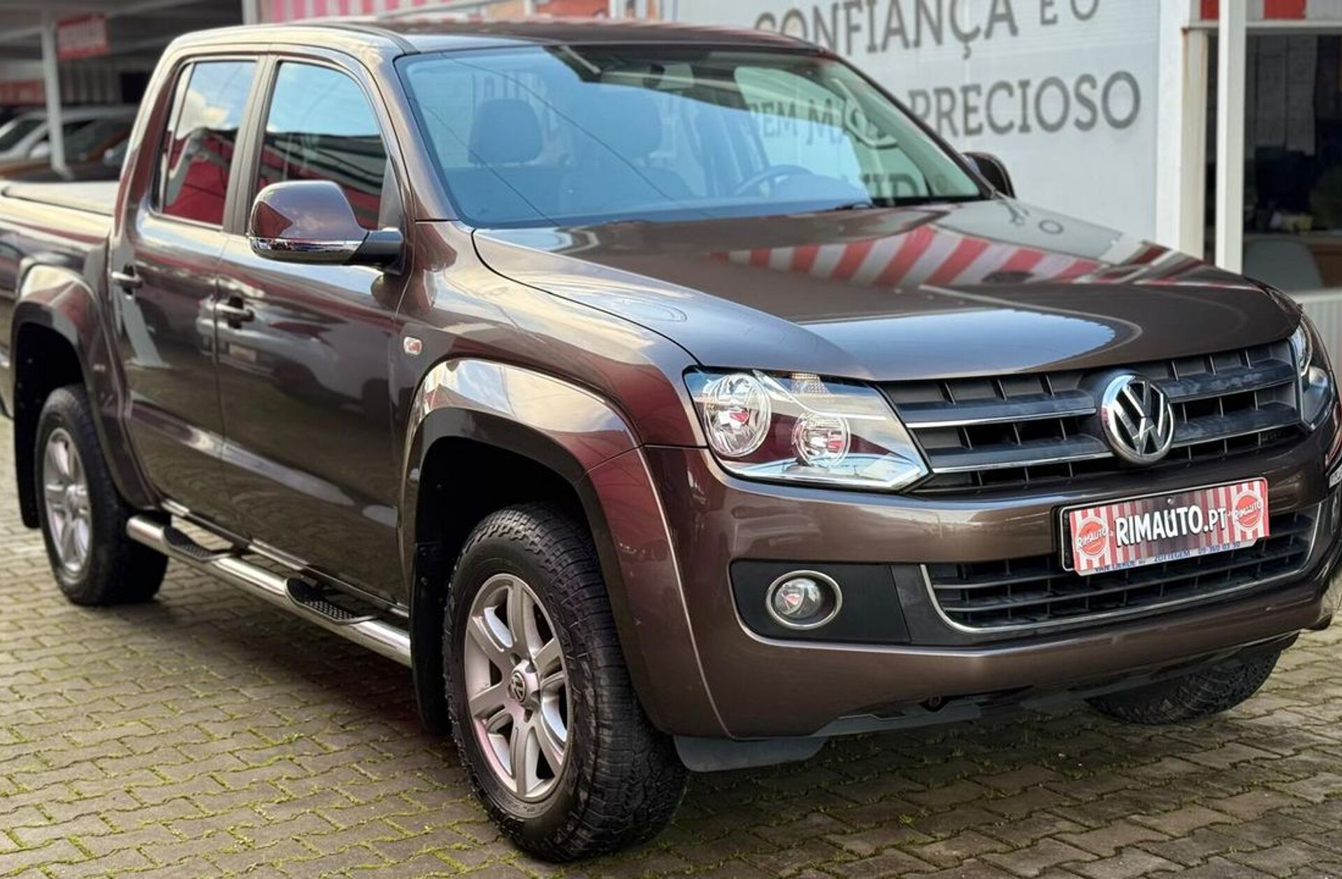 VOLKSWAGEN Amarok 2.0 TDi CD Tr. CM IP 4Motion