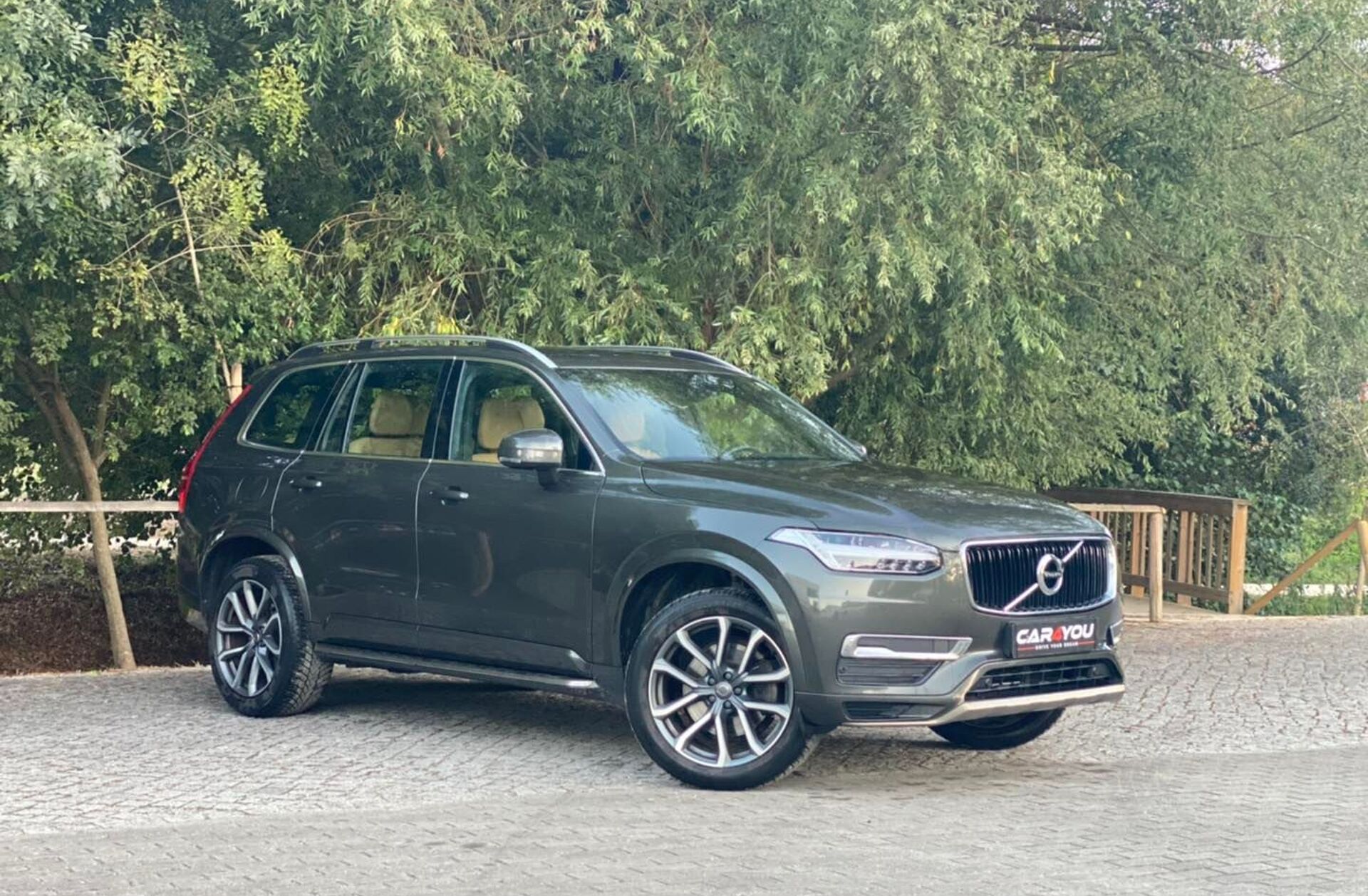 VOLVO XC90 2.0 D4 Momentum