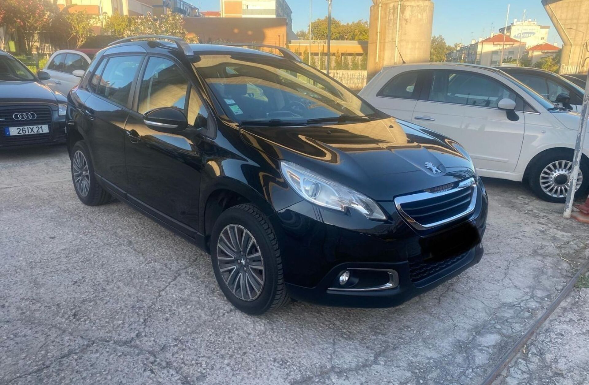 PEUGEOT 2008 1.2 VTi Allure