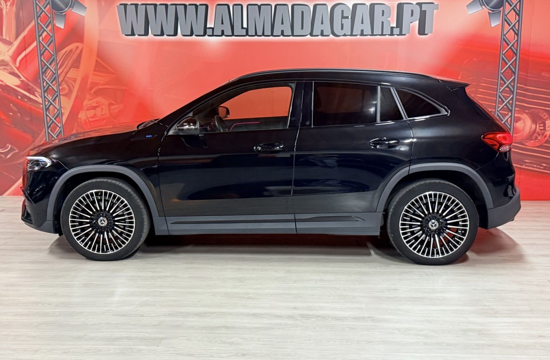 MERCEDES EQA 250 AMG Line