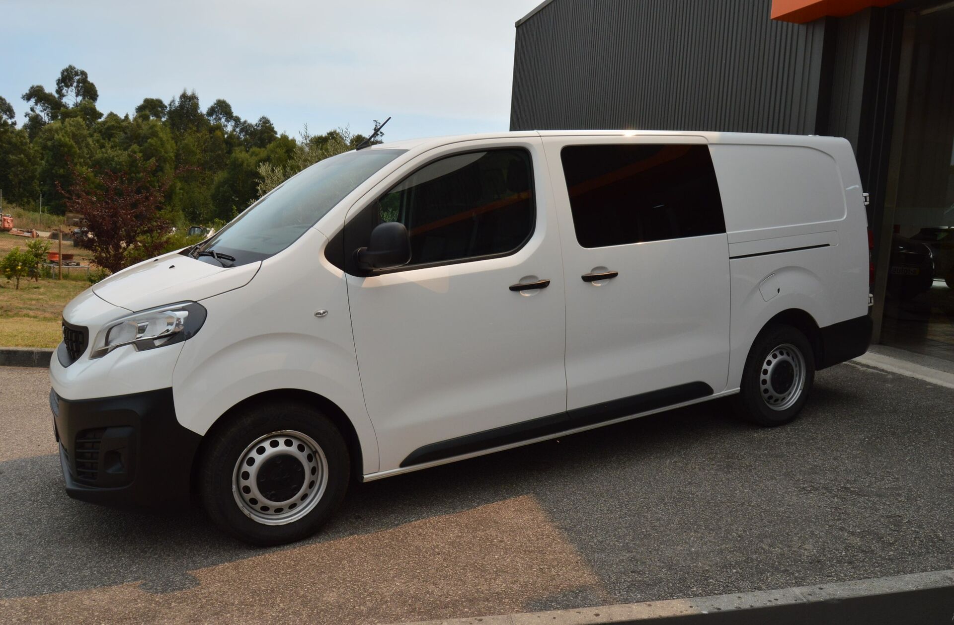 PEUGEOT Expert 1.5 BlueHDi L3H1 Pro Long