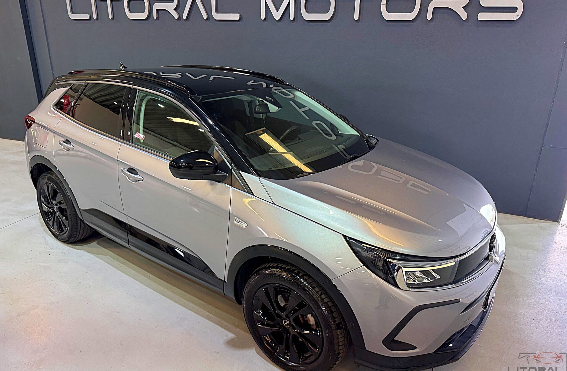 OPEL Grandland 1.2 T GS Line AT