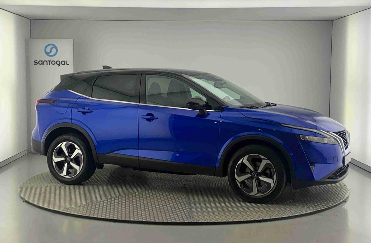 NISSAN Qashqai 1.3 DIG-T N-Connecta LED+TT Xtronic