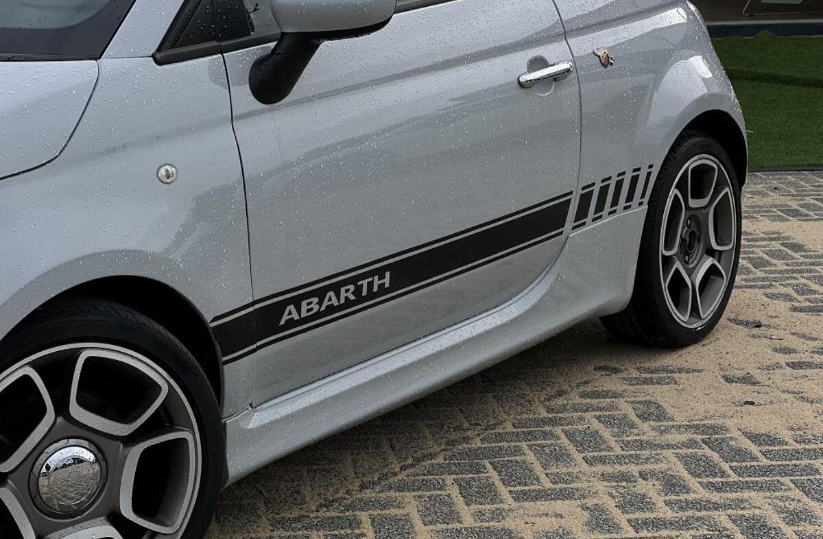FIAT 500 1.4 T-Jet Abarth