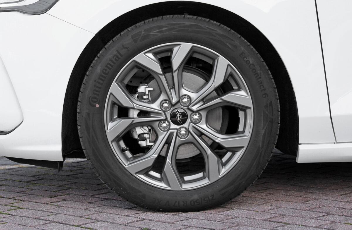 FORD Focus 1.0 EcoBoost MHEV ST-Line