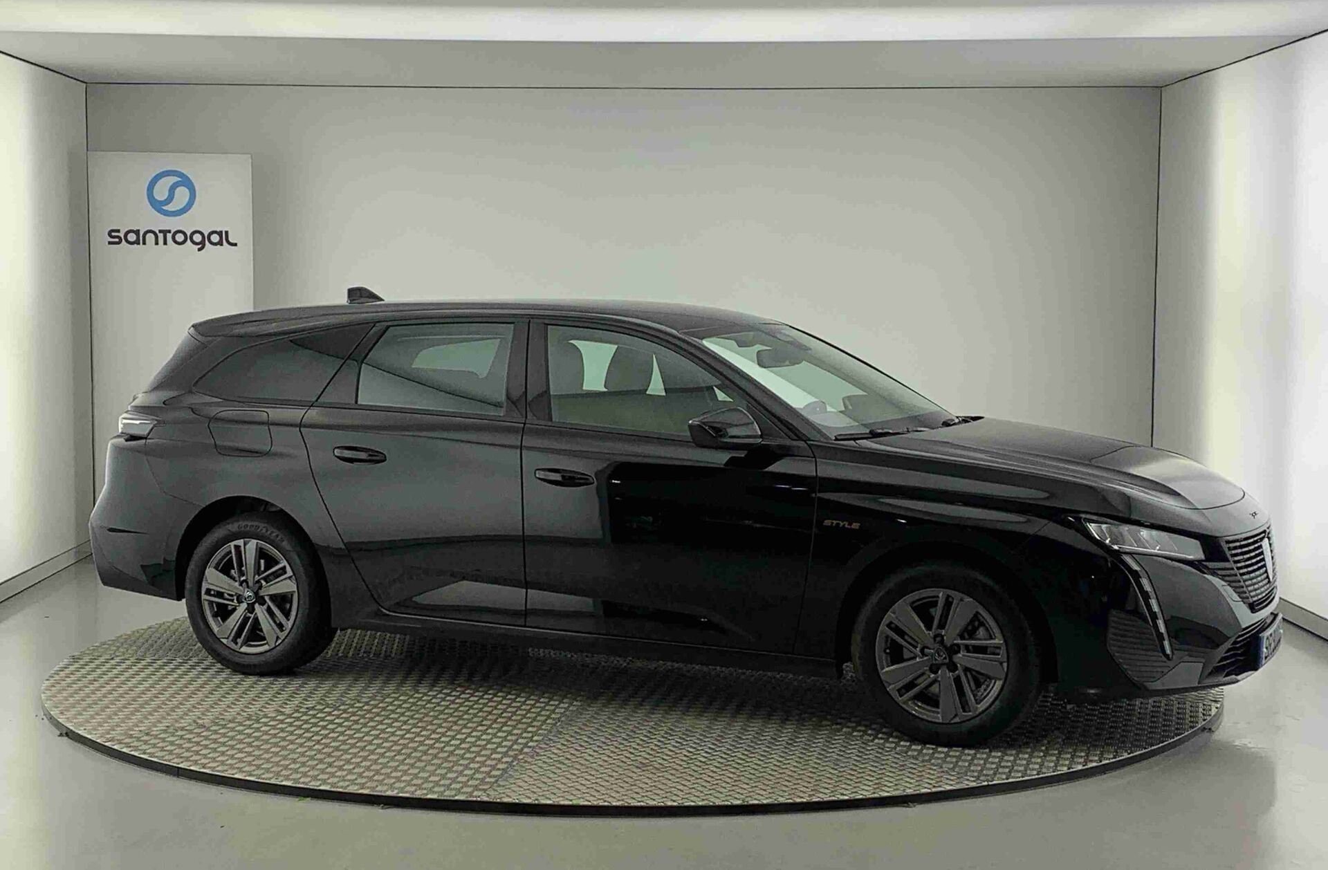 PEUGEOT 308 SW 1.2 Hybrid Style e-DCS6