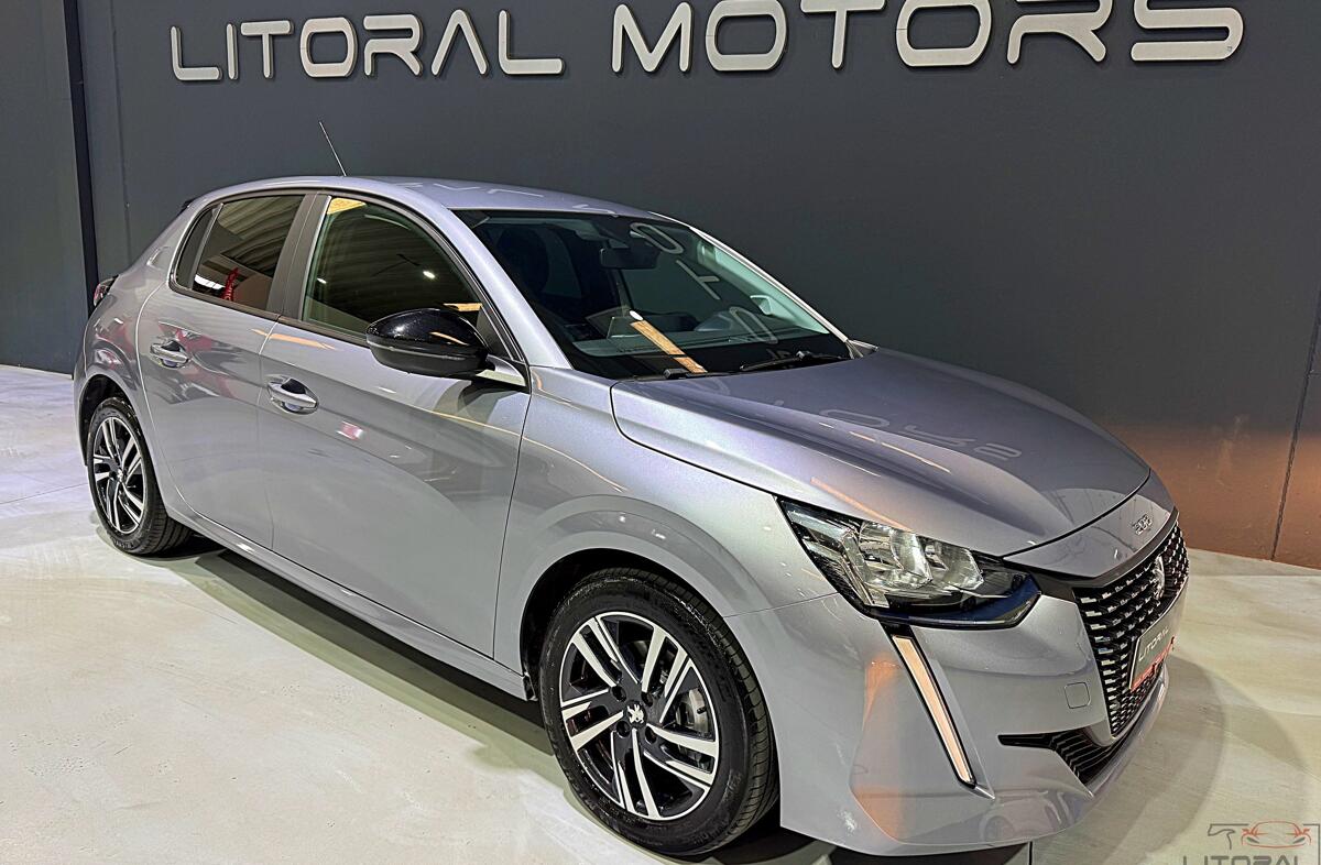PEUGEOT 208 1.2 PureTech GT