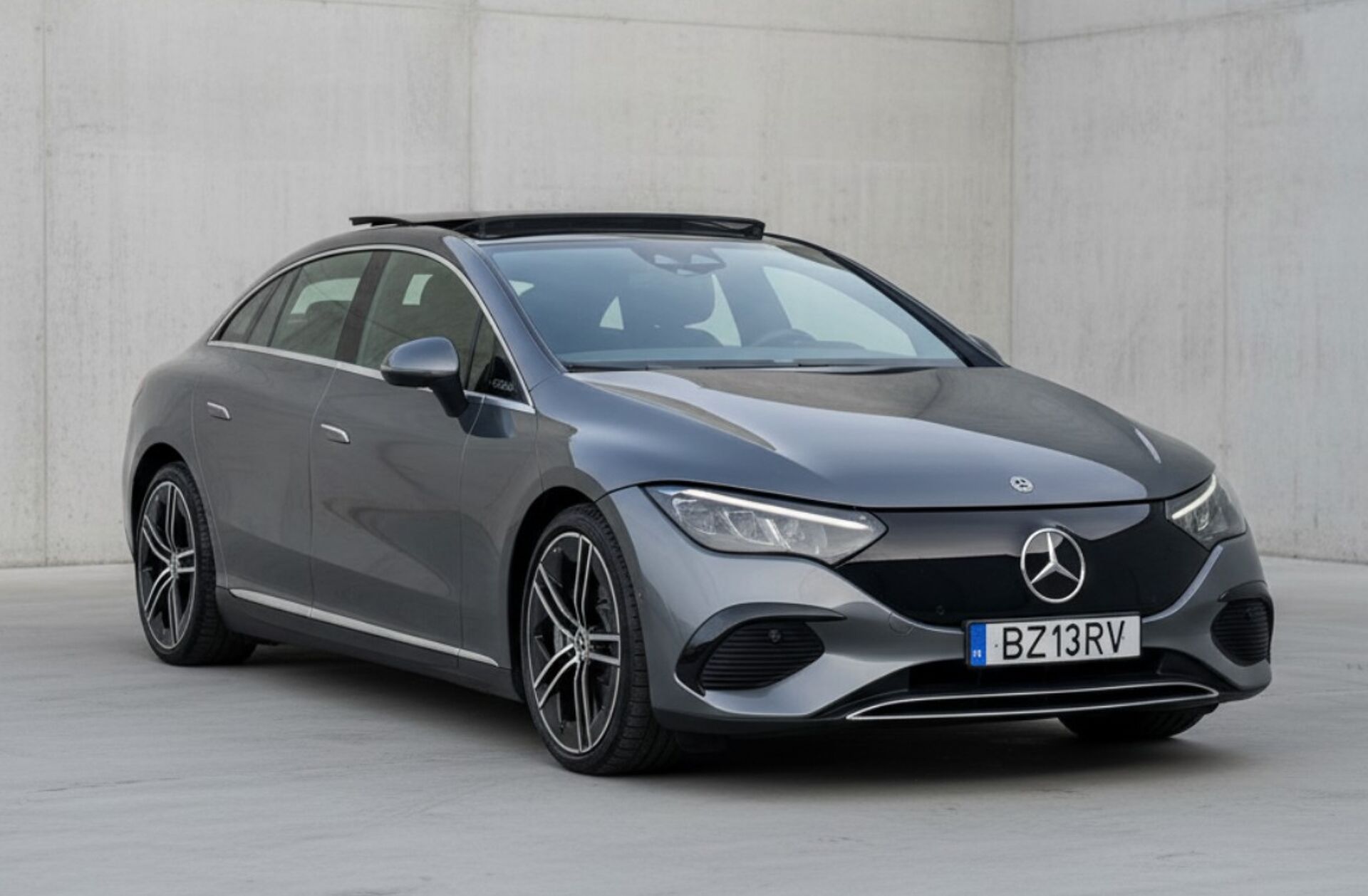 MERCEDES EQE 300 Edition