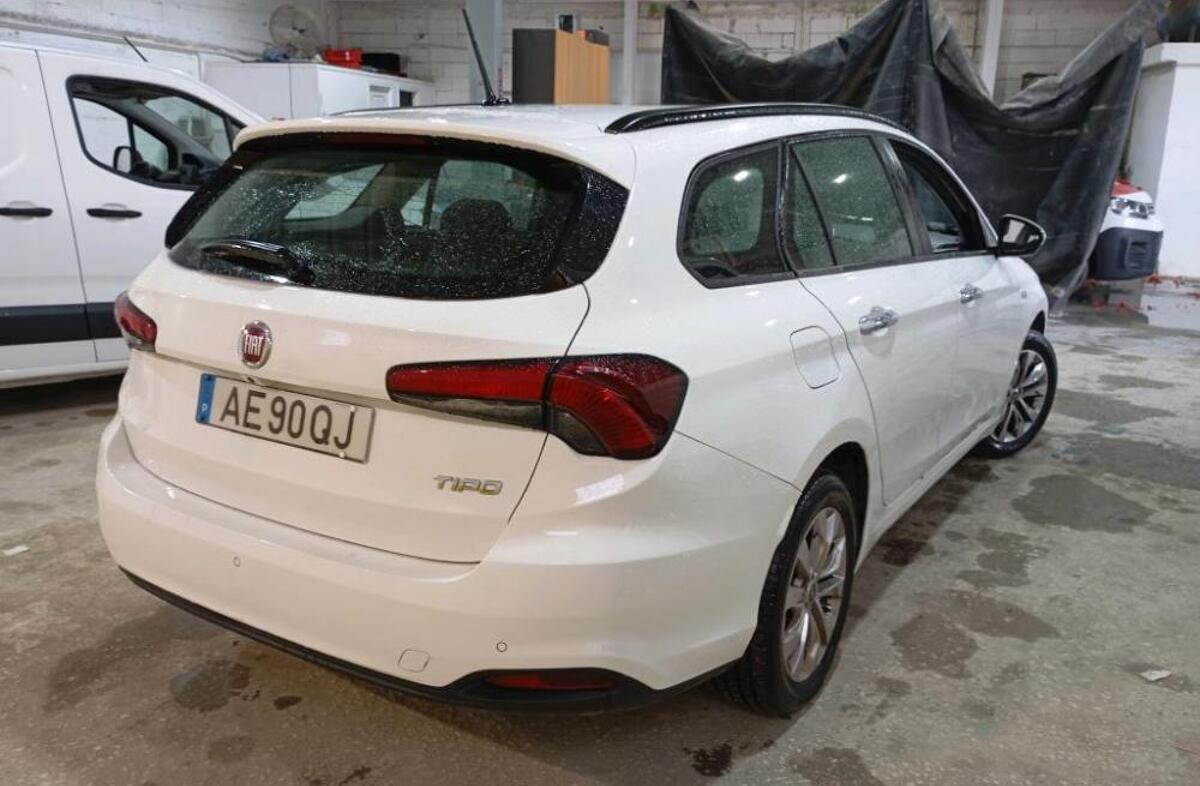 FIAT Tipo 1.3 M-Jet Lounge
