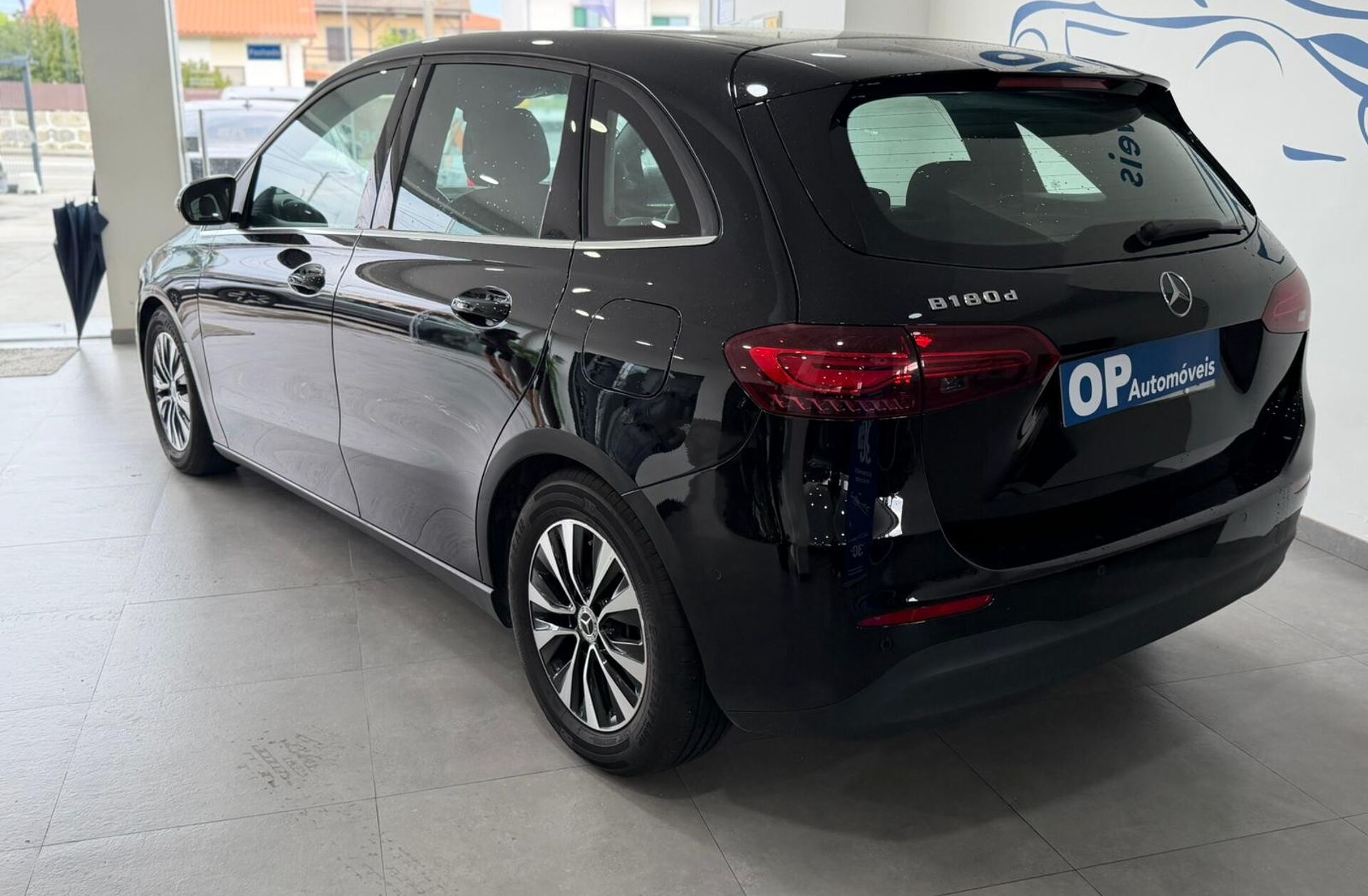 MERCEDES Classe B B 180 d