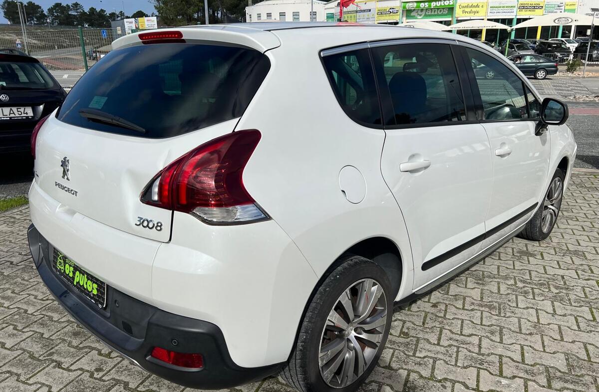 PEUGEOT 3008 1.6 HDi Active