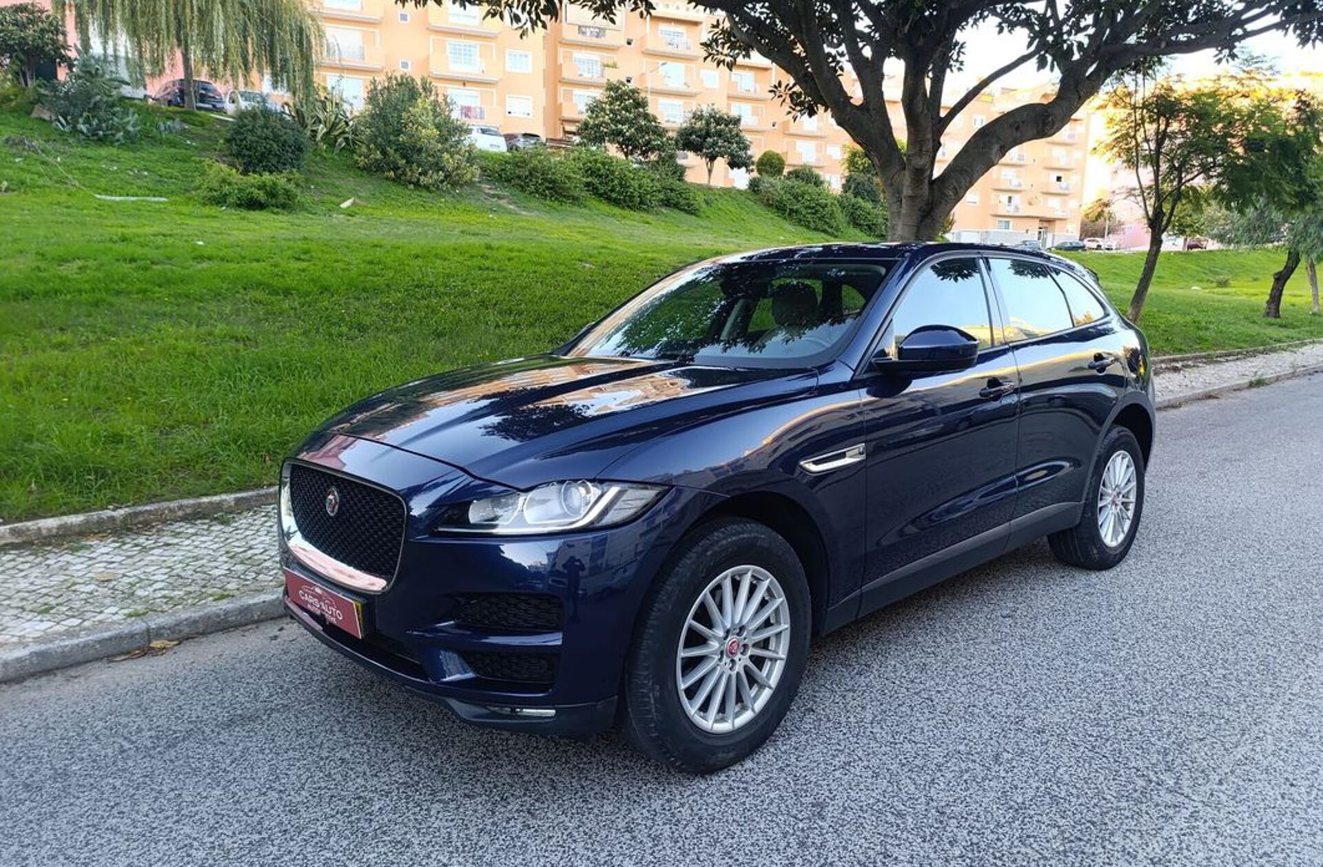 JAGUAR F-Pace 2.0 i4D Prestige