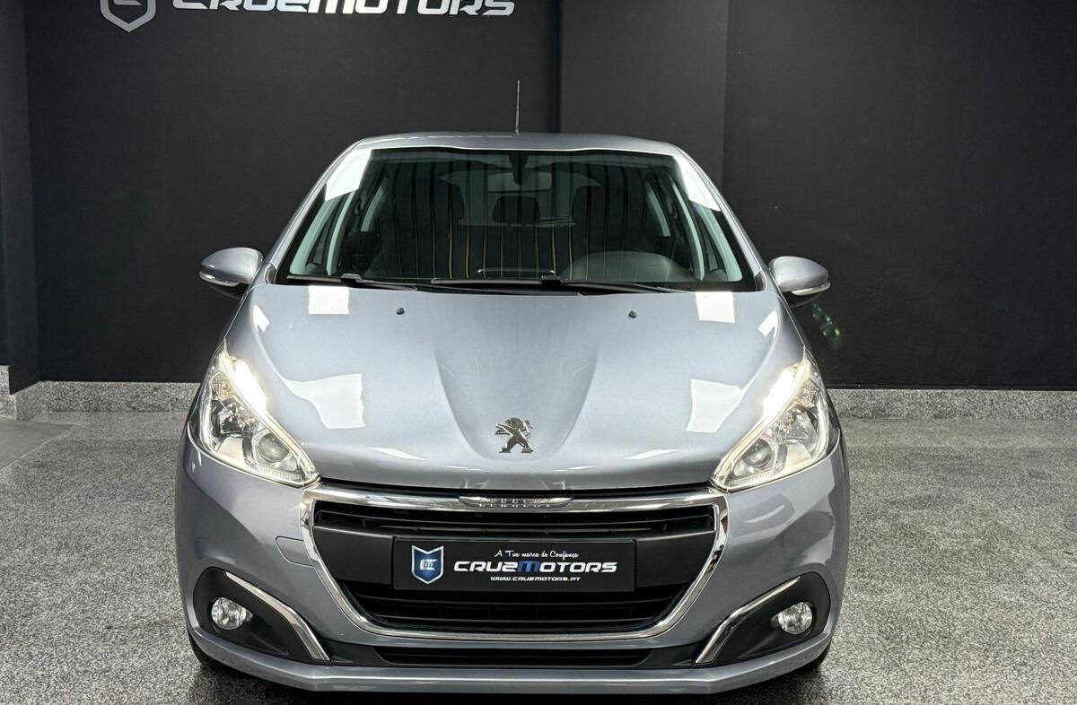 PEUGEOT 208 1.2 PureTech Active