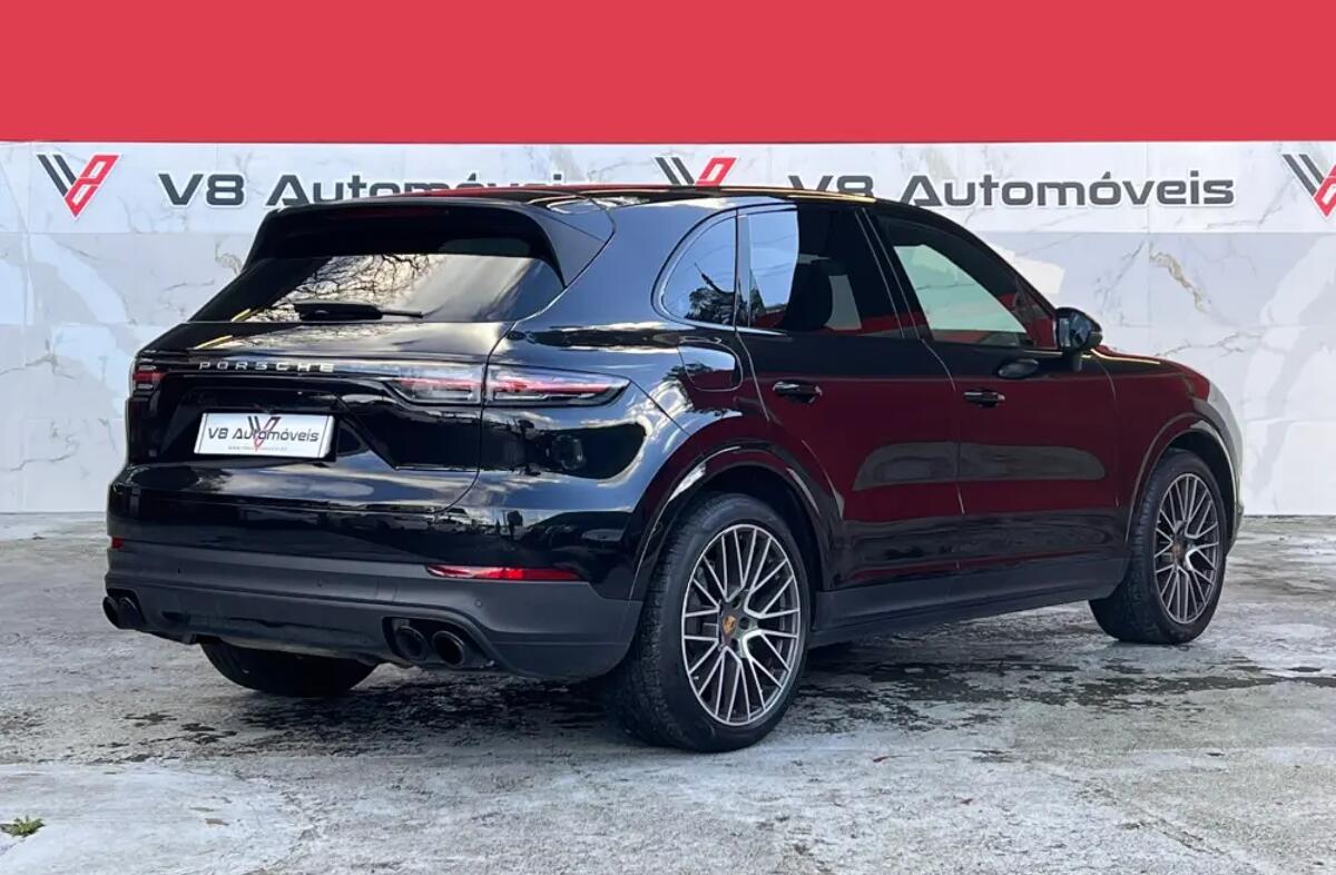 PORSCHE Cayenne E-Hybrid