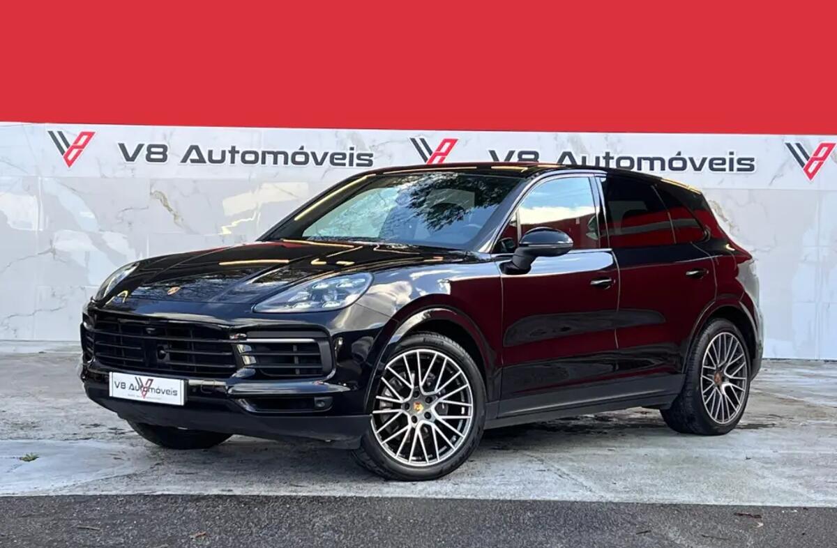 PORSCHE Cayenne E-Hybrid