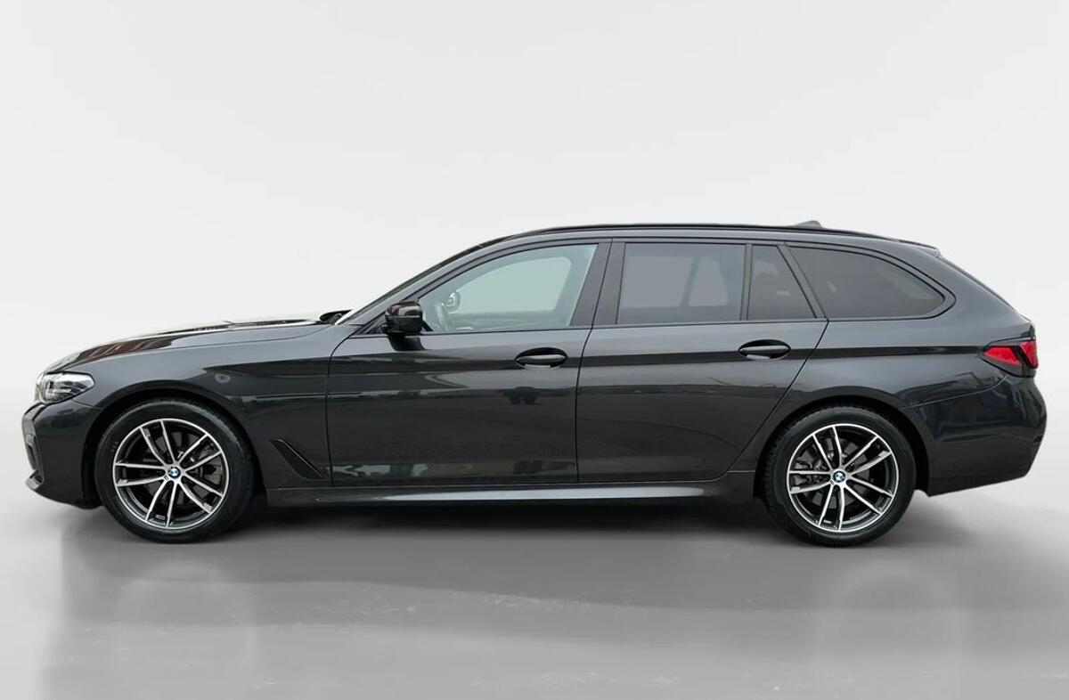 BMW Serie-5 520 d Pack Desportivo M Auto